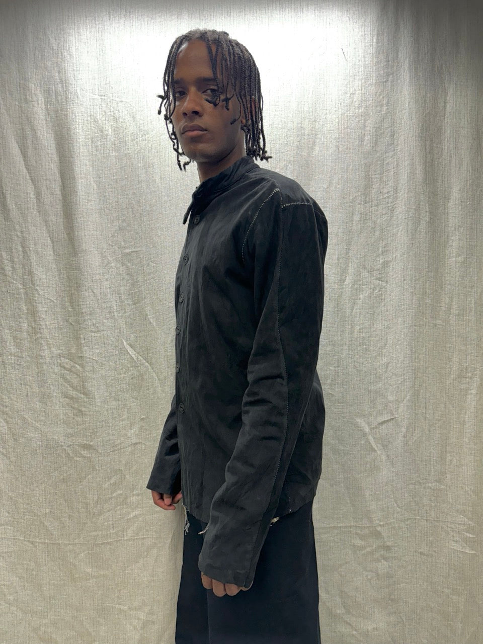 FW24 || FAULTED SHOULDER REVERSIBLE LEATHER SHIRT || BLACK