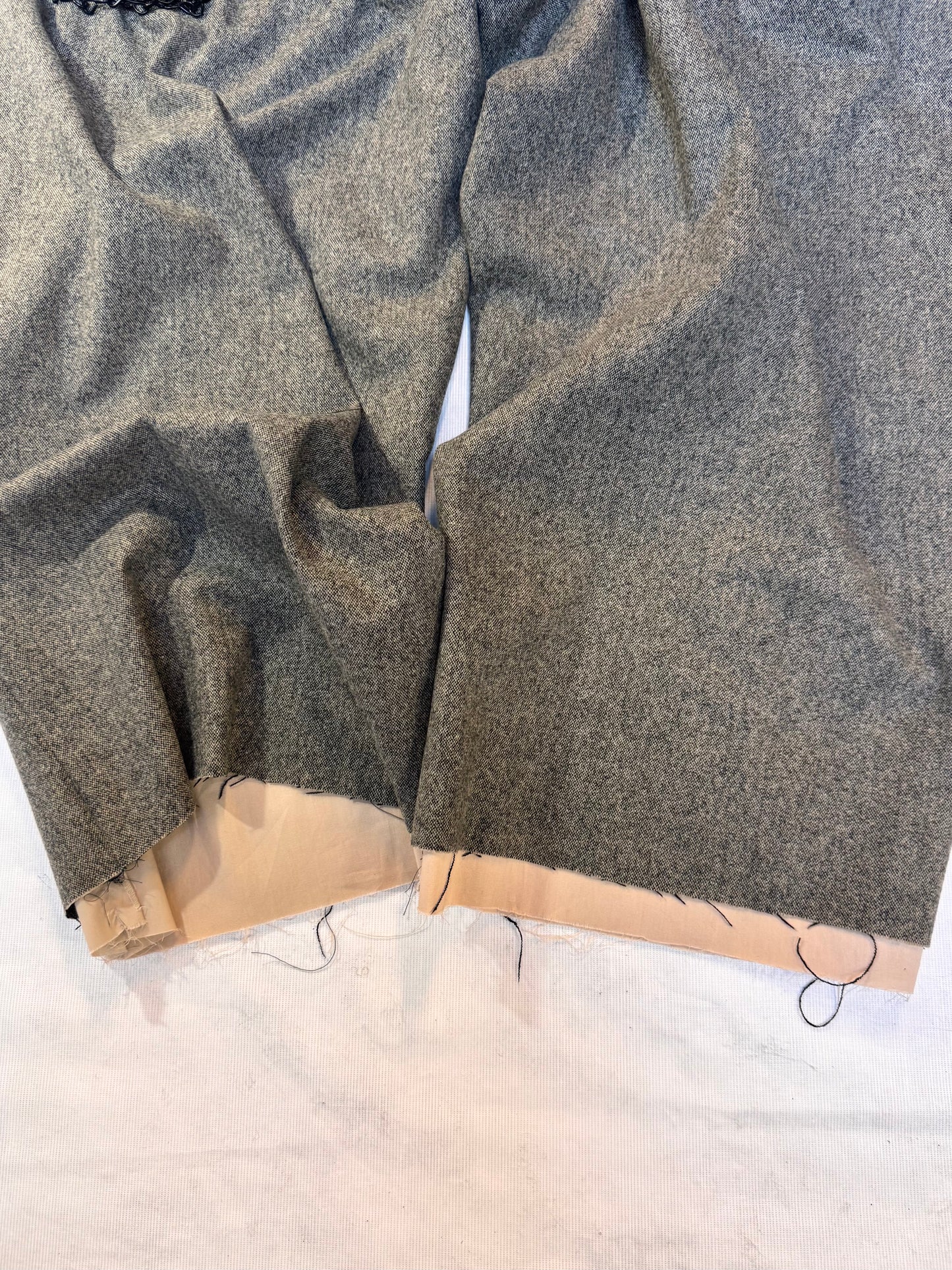 FW25 || TAILORED CROPPED PANTHEON PANTS|| 100% WOOL -SPECKLED SAND