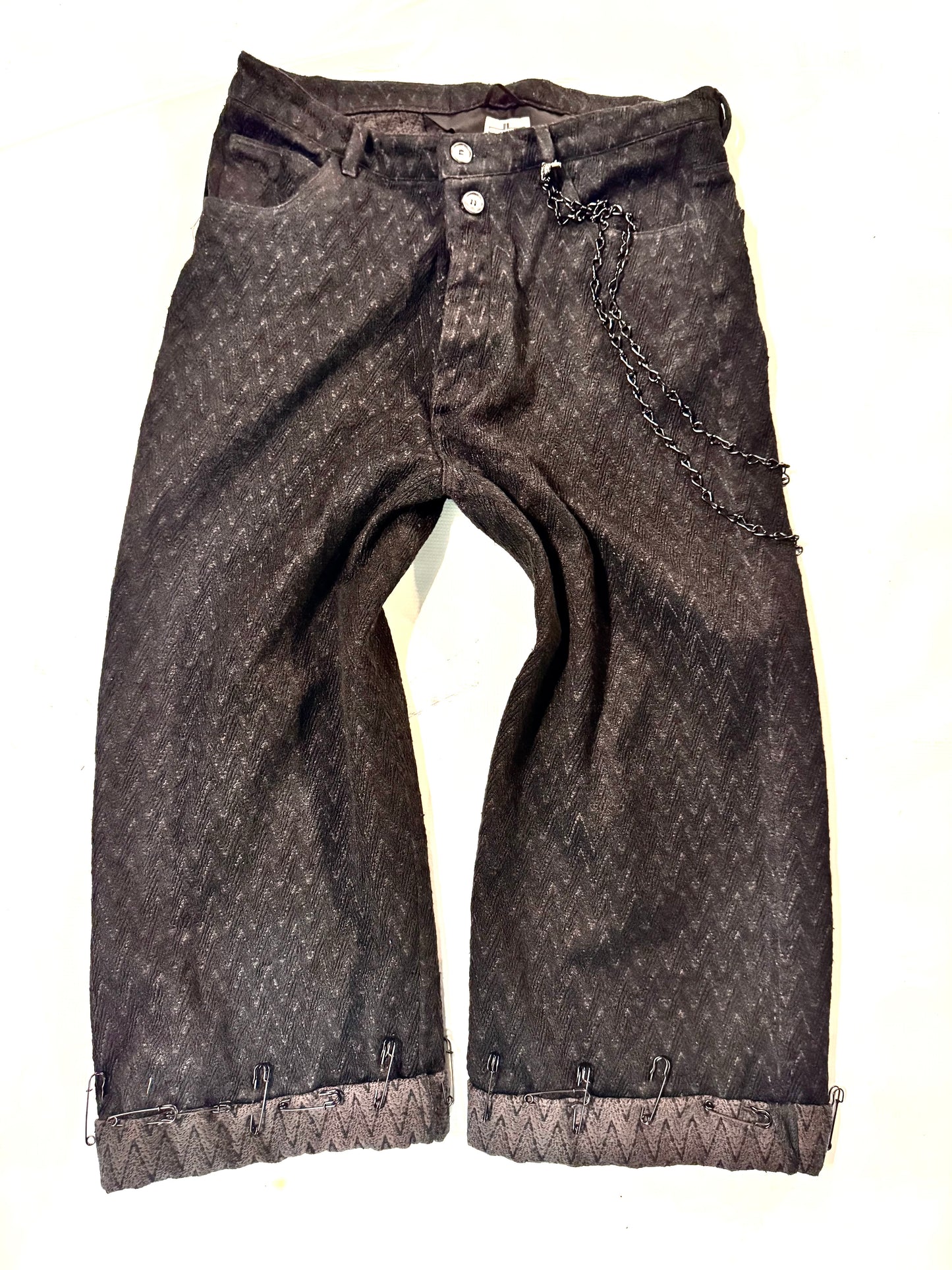 FW25 ||CROPPED PINNED HEM GODDE JEANS ||EMBROIDERED SILK ON LINEN