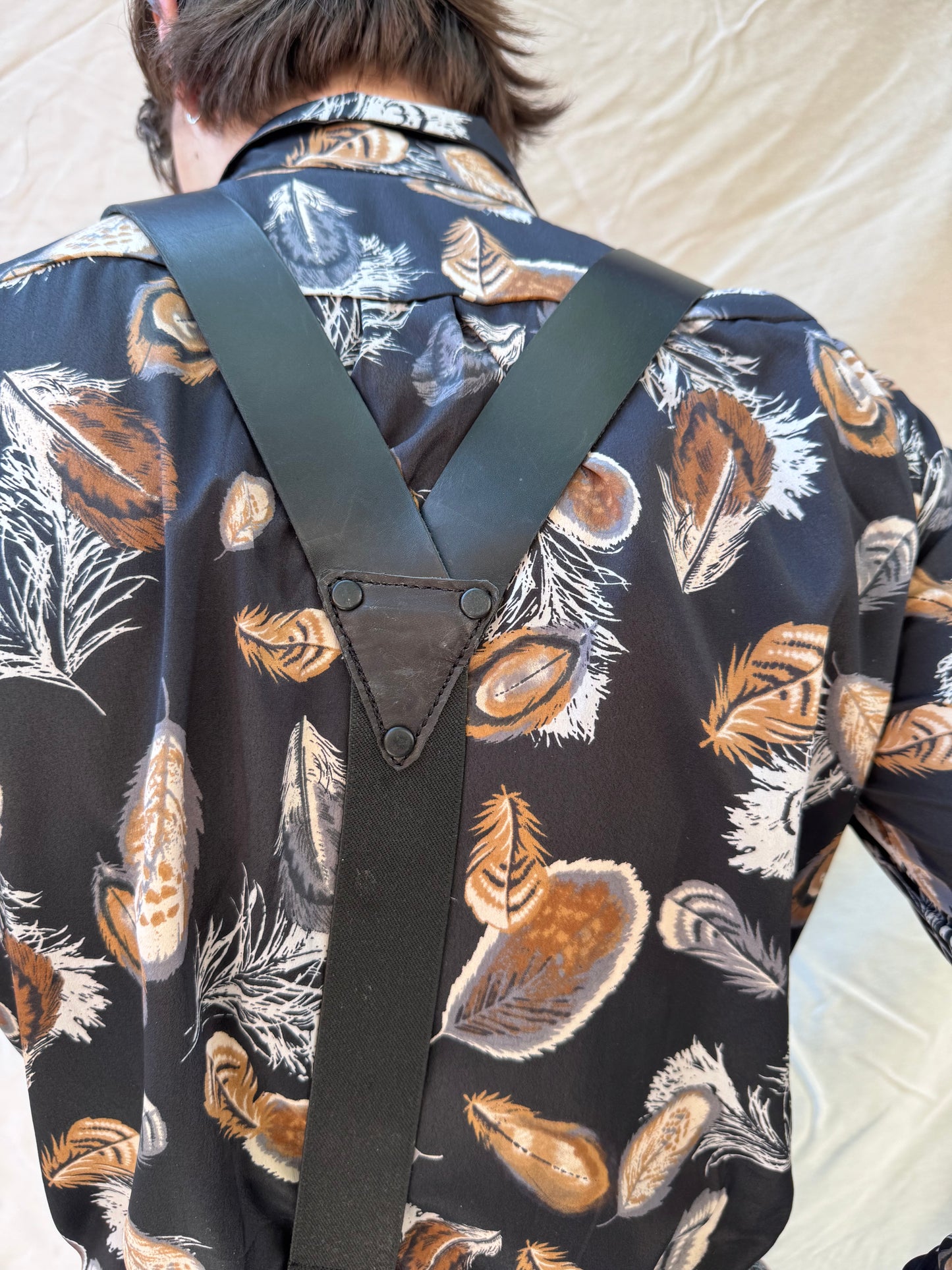 FW25 || CLASSIC FIT SILK SHIRT || 100% SILK FEATHER PRINT