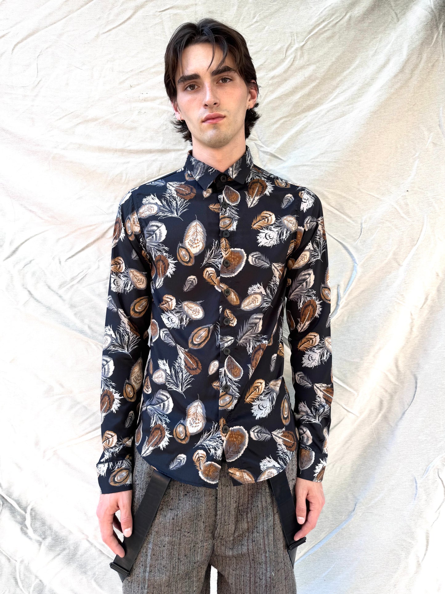 FW25 || CLASSIC FIT SILK SHIRT || 100% SILK FEATHER PRINT
