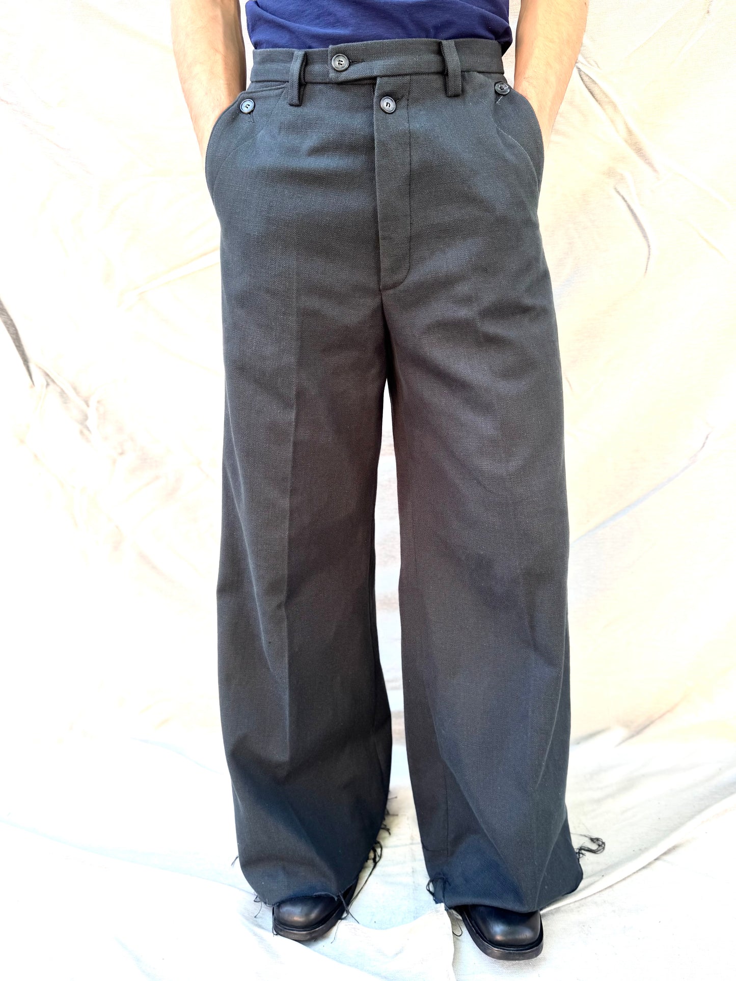 FW25 ||BUTTON POCKET GODDE PANTS|| COTTON - LINEN WASHED BLACK