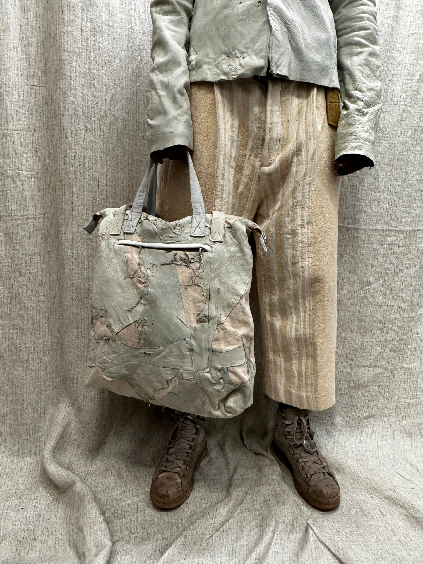 FW24 || BROOKLYNITE TOTE BAG || WHITE MOONSTAR