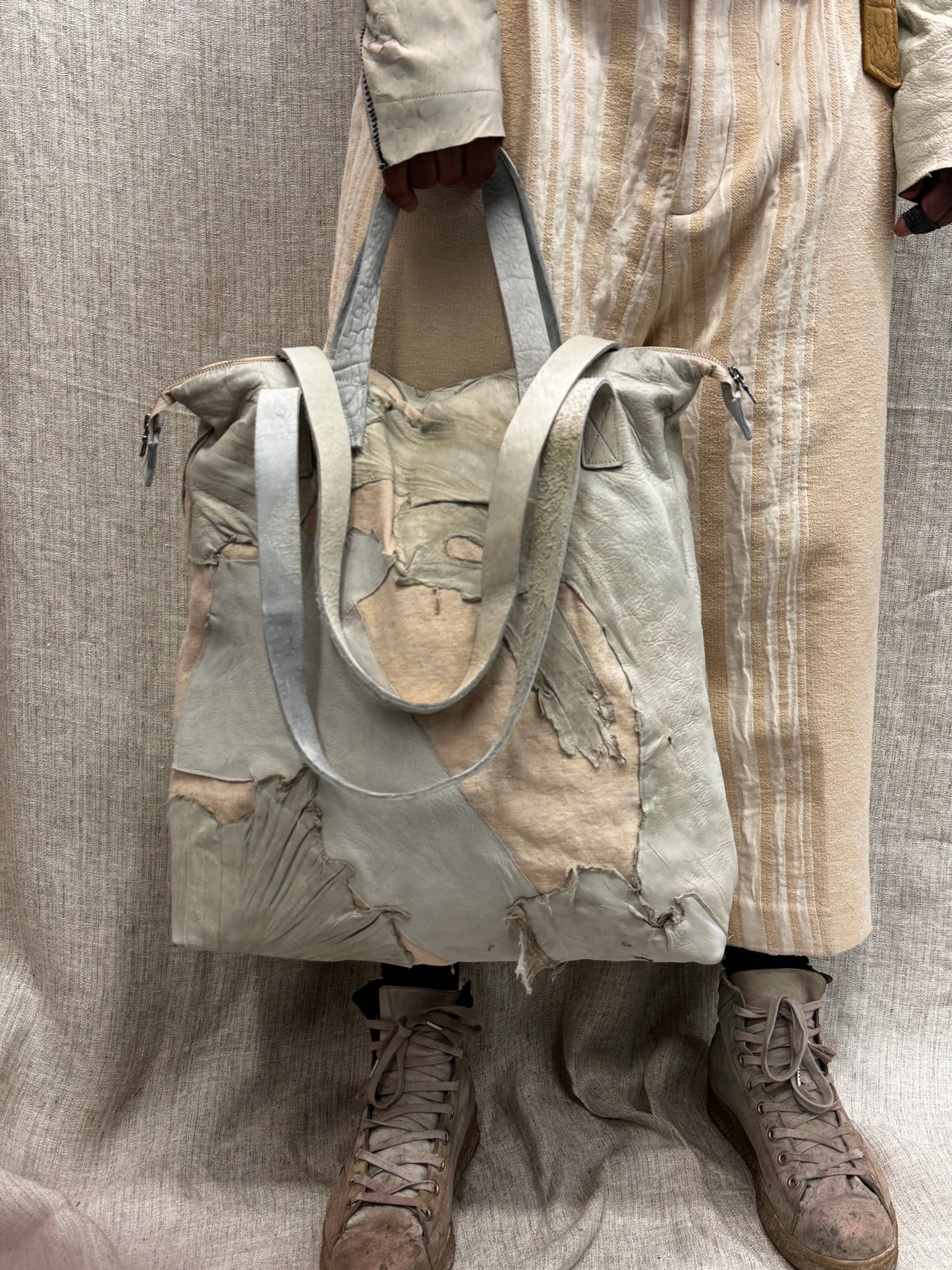 FW24 || BROOKLYNITE TOTE BAG || WHITE MOONSTAR
