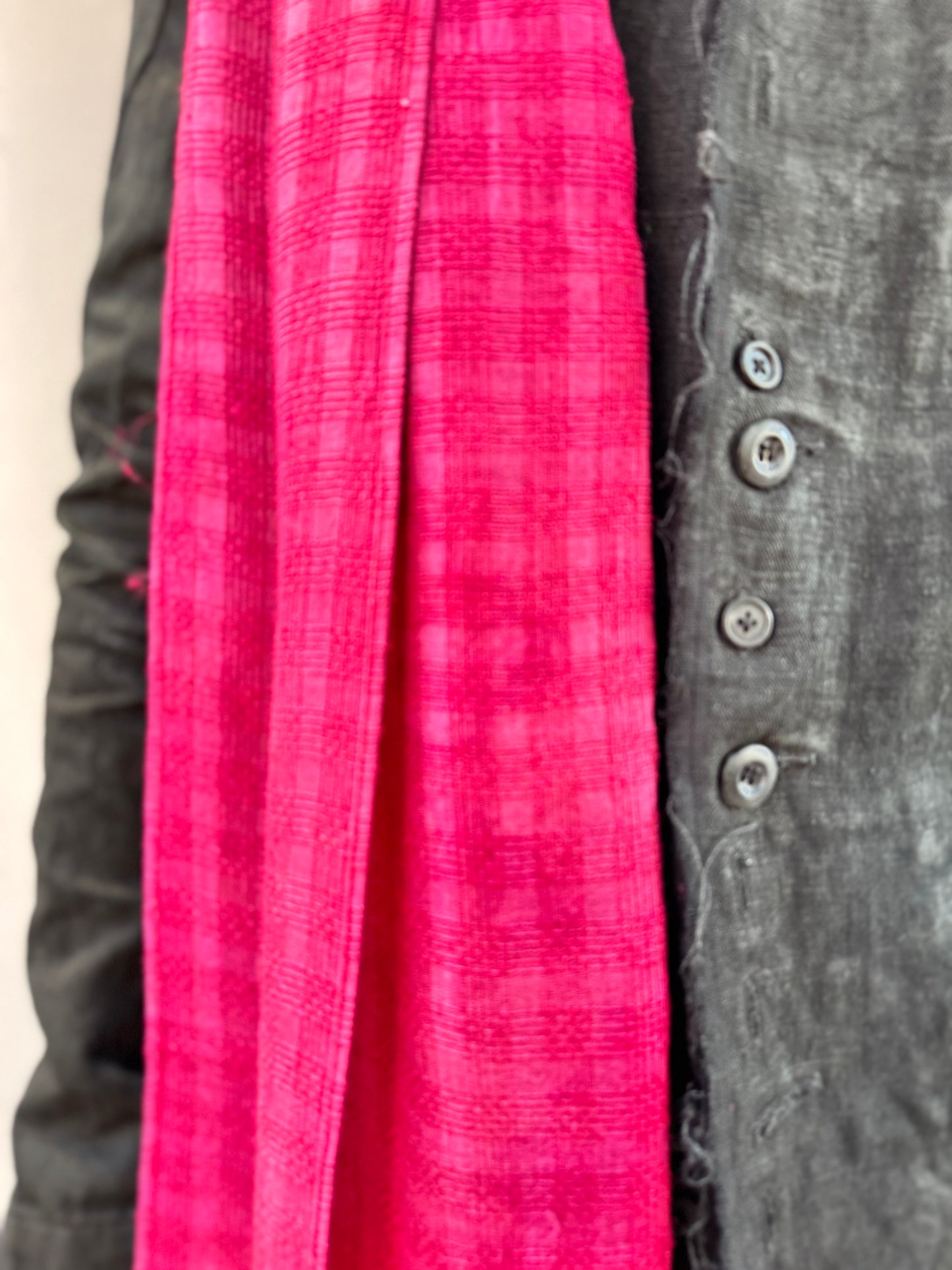 FW25 || OVERDYED SILK RIDGE SCARF || 100% SILK || RED