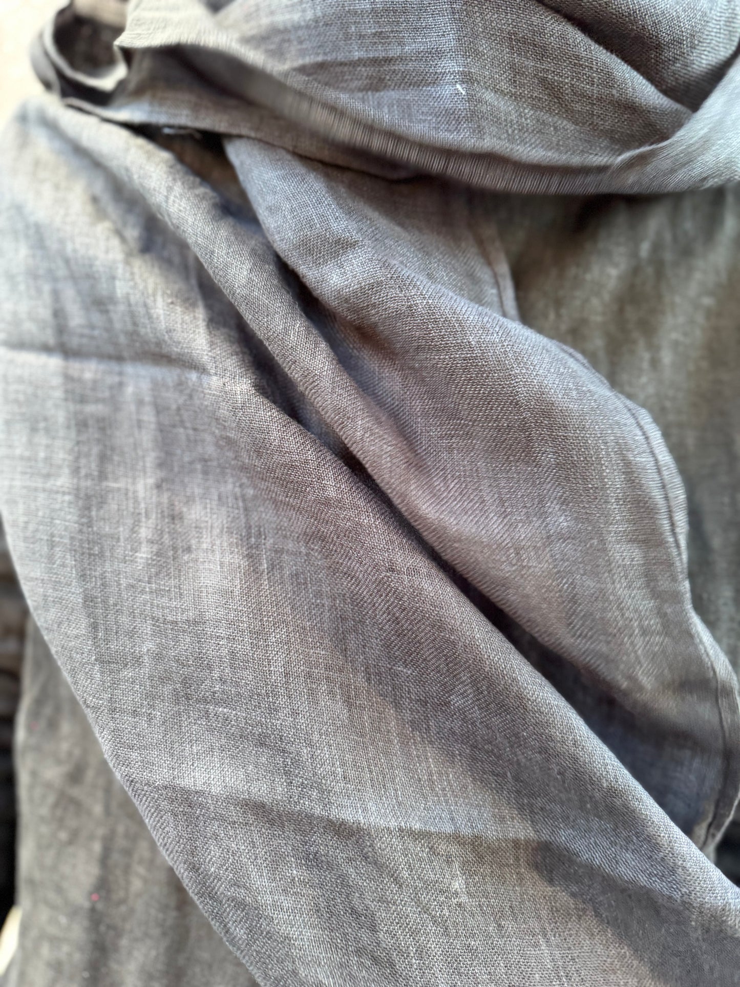 FW25 || CLASSIC LONG SLIM SCARF || LINEN - BLACK