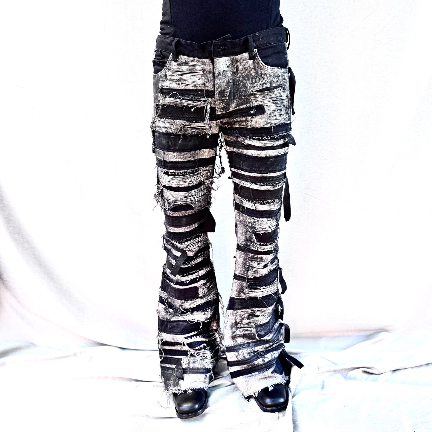 FW25 ||BOOT CUT ZAGGA 1.0 || OVERDYED + COATED BLACK