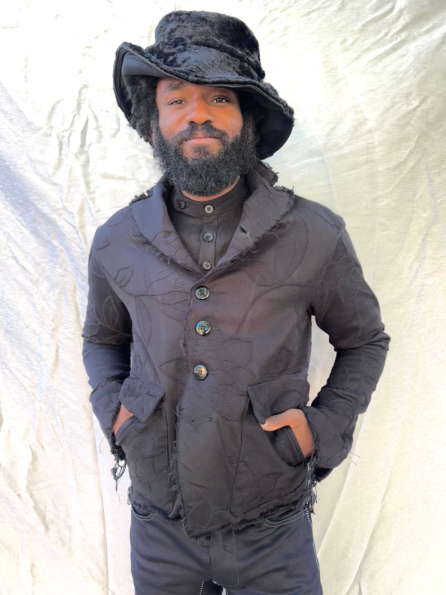 FW25 ||WIRE BRIM BUCKET HAT || 100% SHEARLING || BLACK