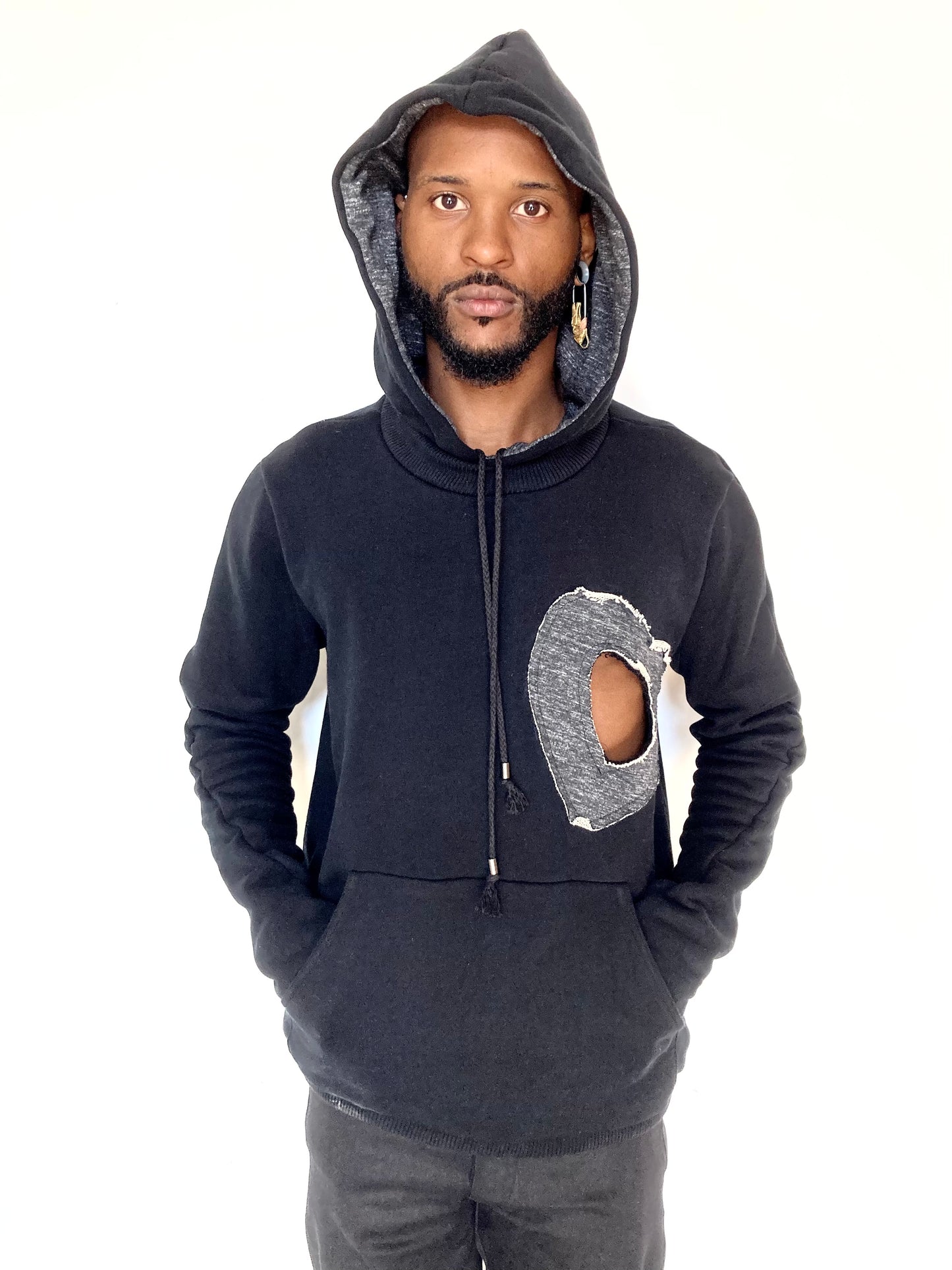 KNG13 || HEMMINGS OPEN HEART HOODIE || GREY + BLACK ||
