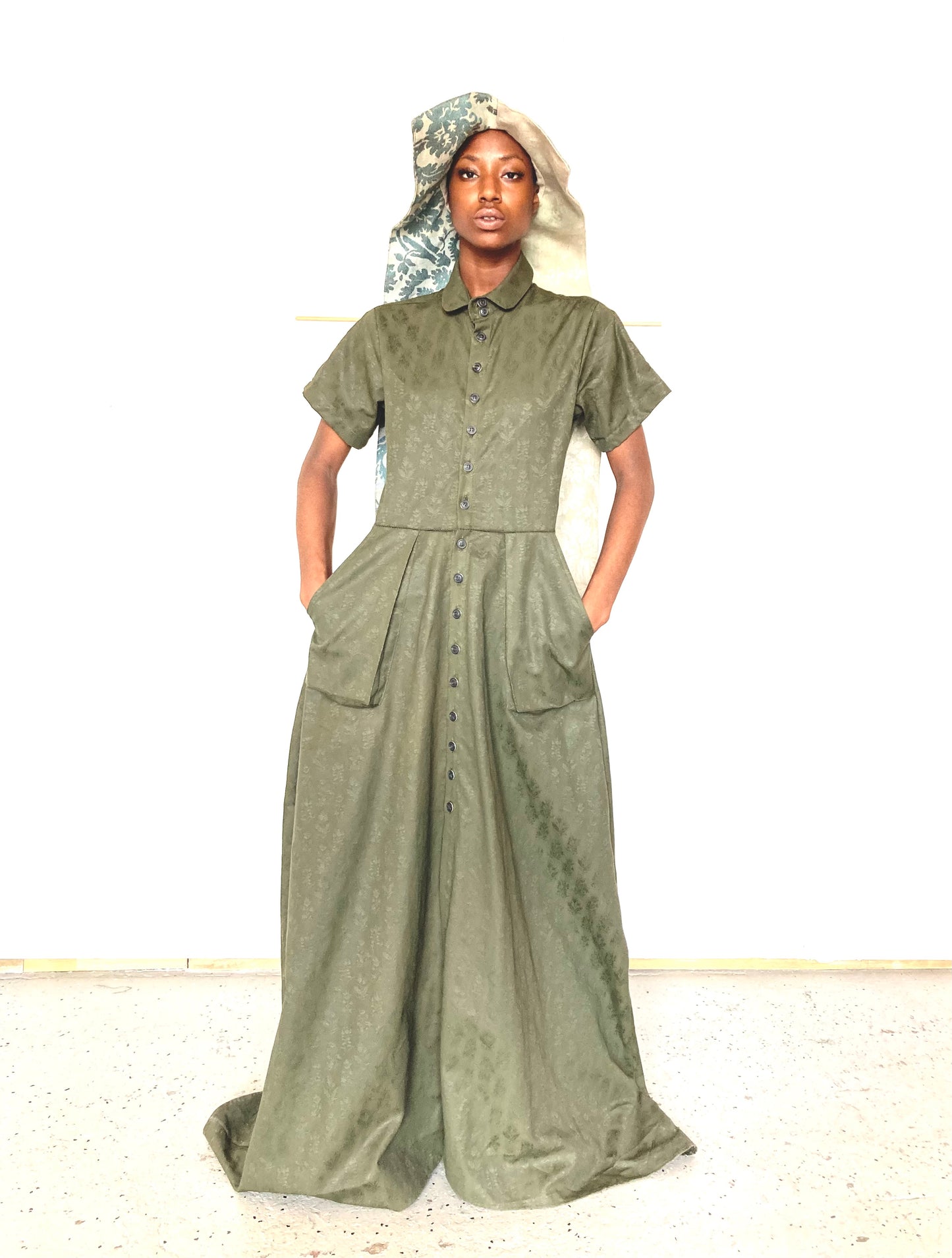 KNG13 || FEMME - FAULTED SHOULDER 3-D POCKET SHIRTDRESS || COMBAT GREEN COTTON