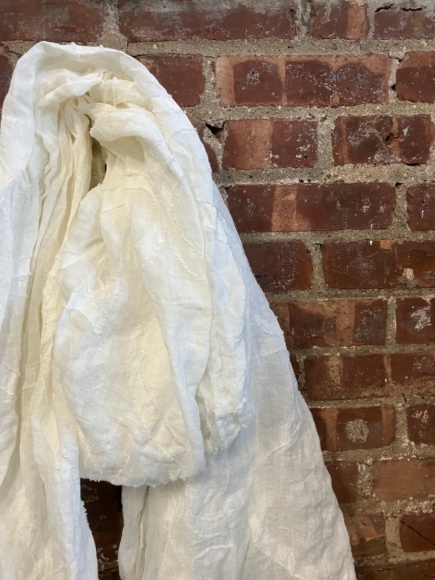 SS23 LINEN DOUBLE WIDTH SCARF - WHITE