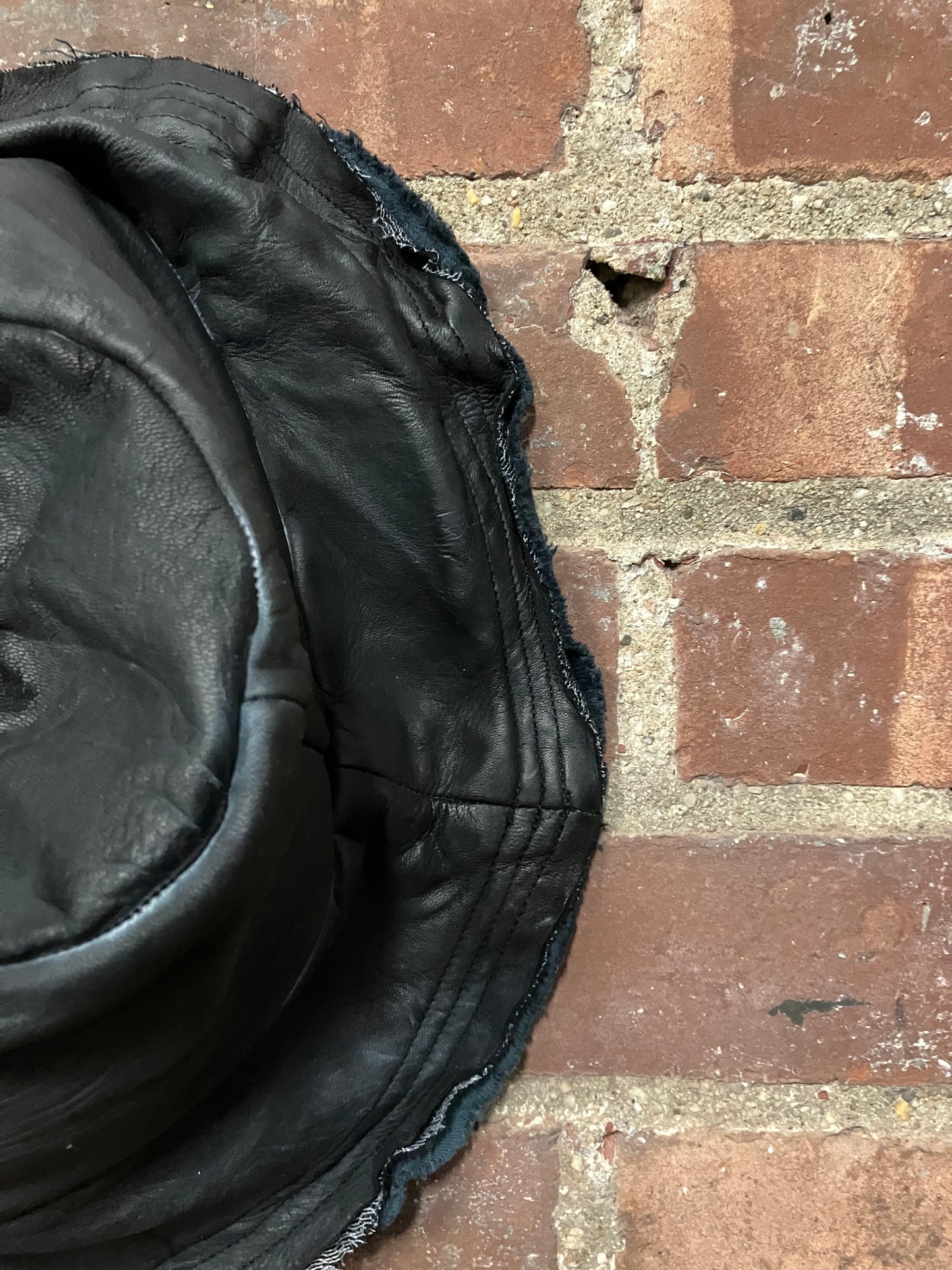 SS23 MOONSTAR BUCKET HAT - BLACK