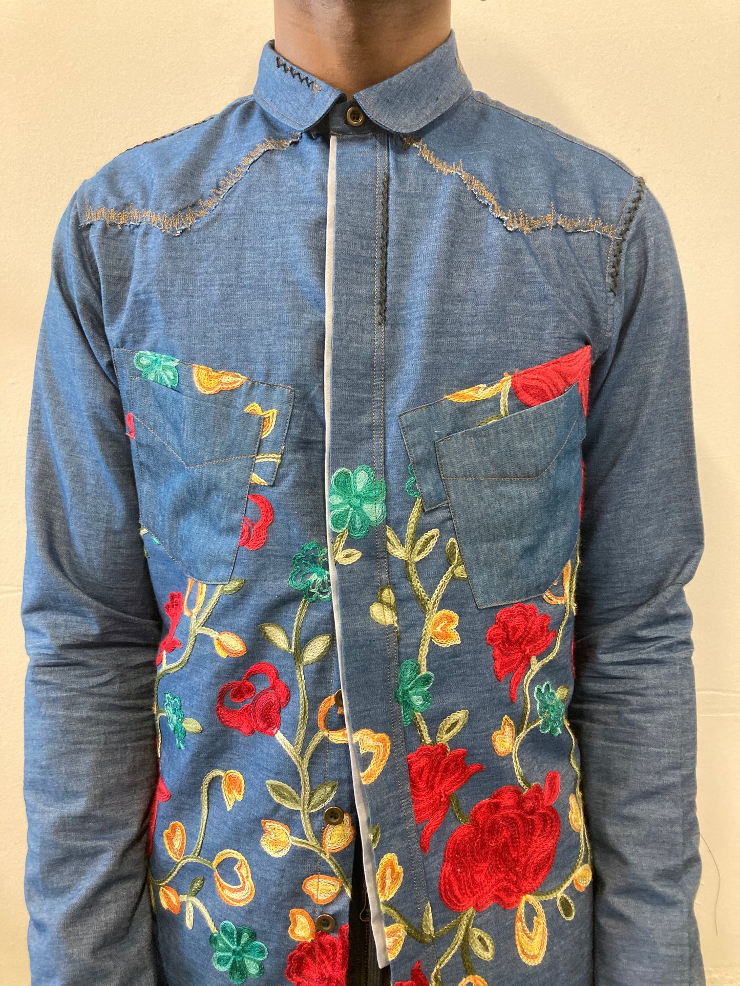 22.1 EMBROIDERED DENIM WESTERN SHIRT