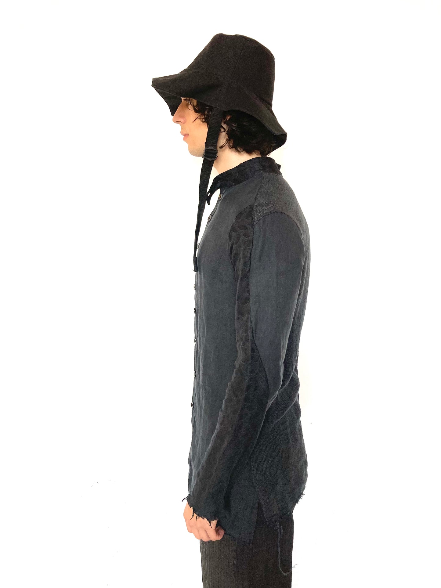 KNG13 || FAULTED SHOULDER LONG SHIRT BAND COLLAR || MIXED LINEN BLACK