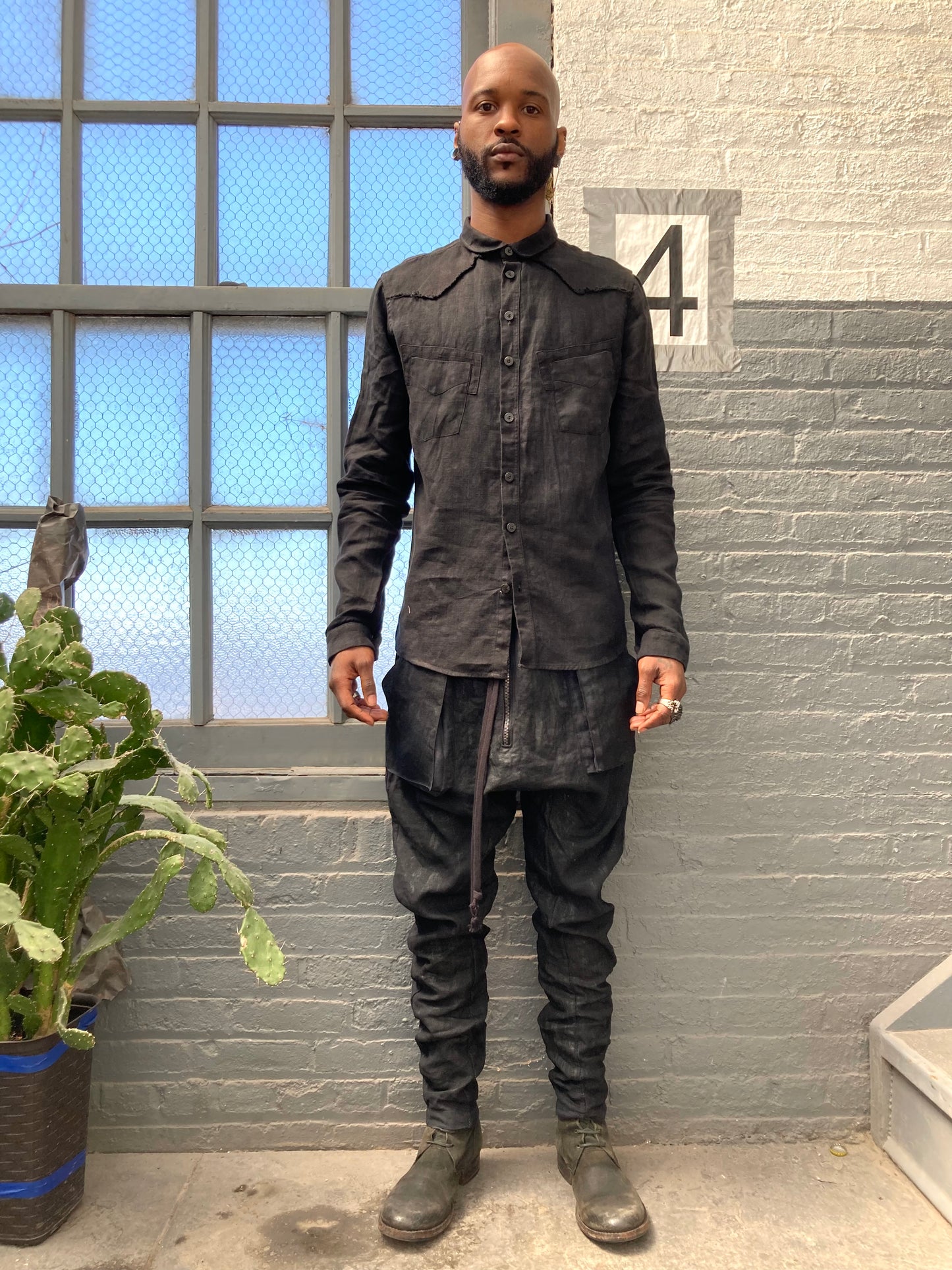 22.1- DARNSTITCHED WESTERN SHIRT - BLACK