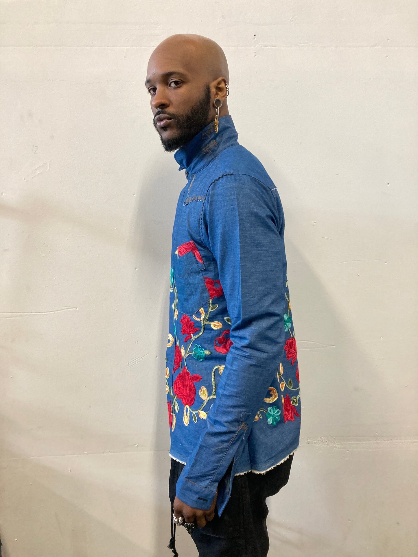 22.1 EMBROIDERED DENIM WESTERN SHIRT