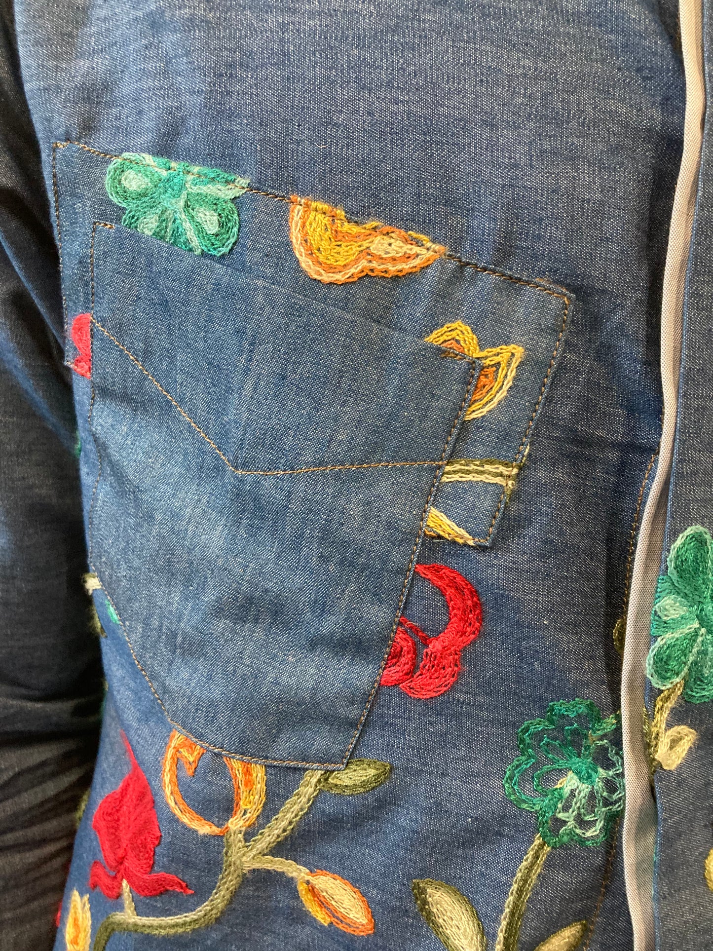 22.1 EMBROIDERED DENIM WESTERN SHIRT