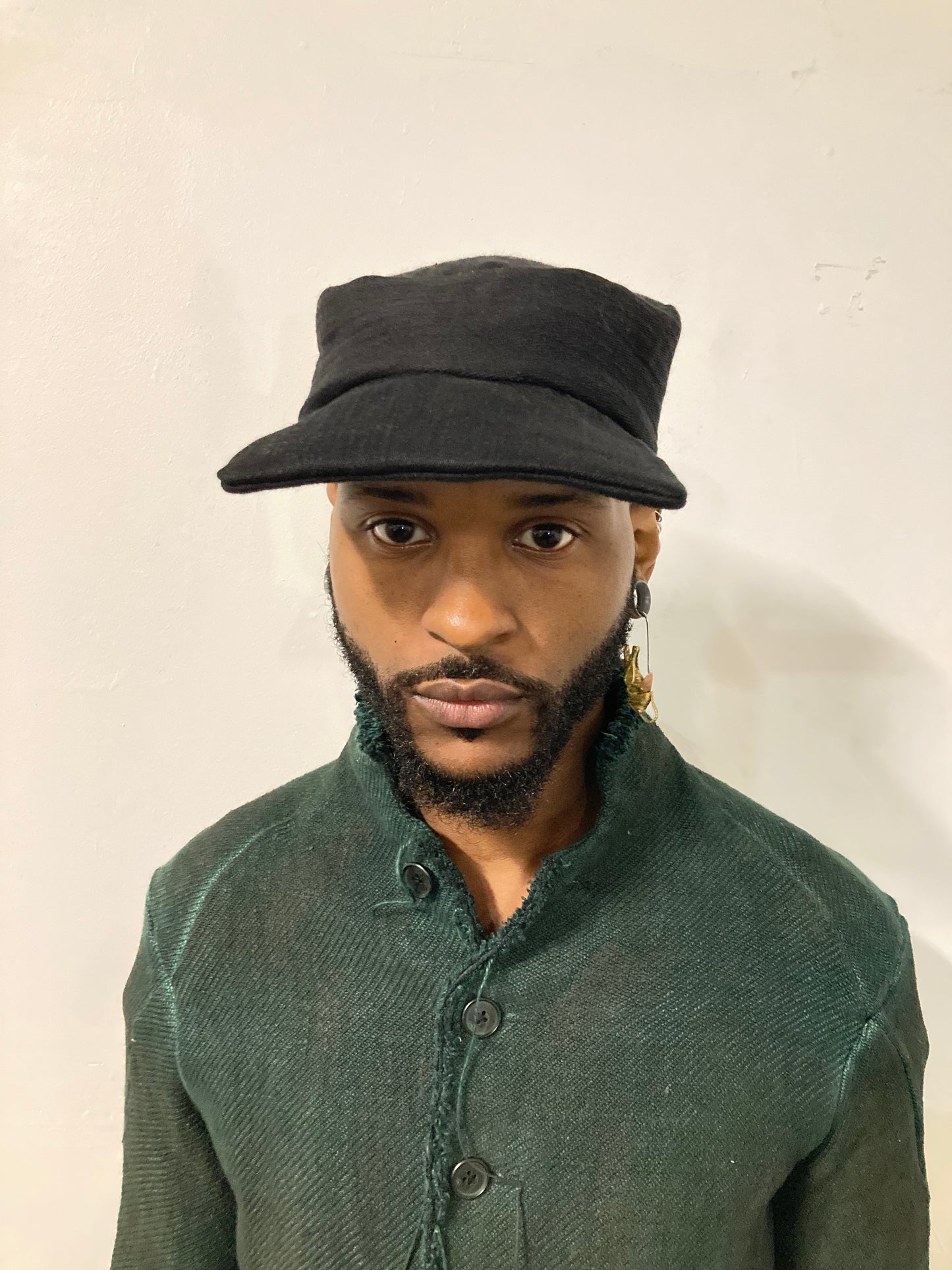 KNG13 || EXTENDED BILL HAT || 100% HEAVY LINEN - BLACK
