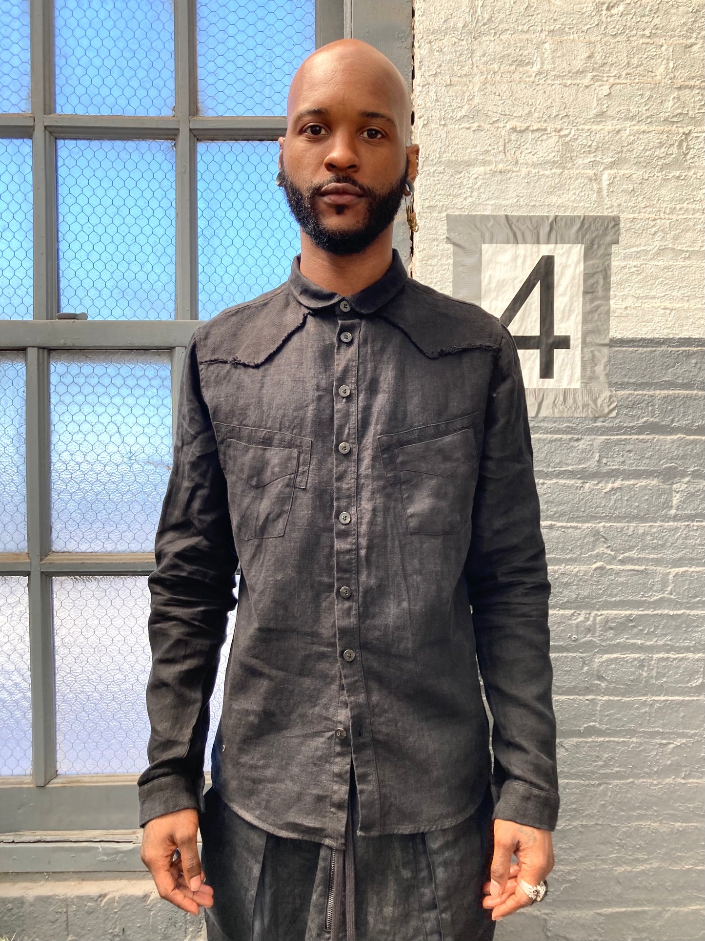 22.1- DARNSTITCHED WESTERN SHIRT - BLACK