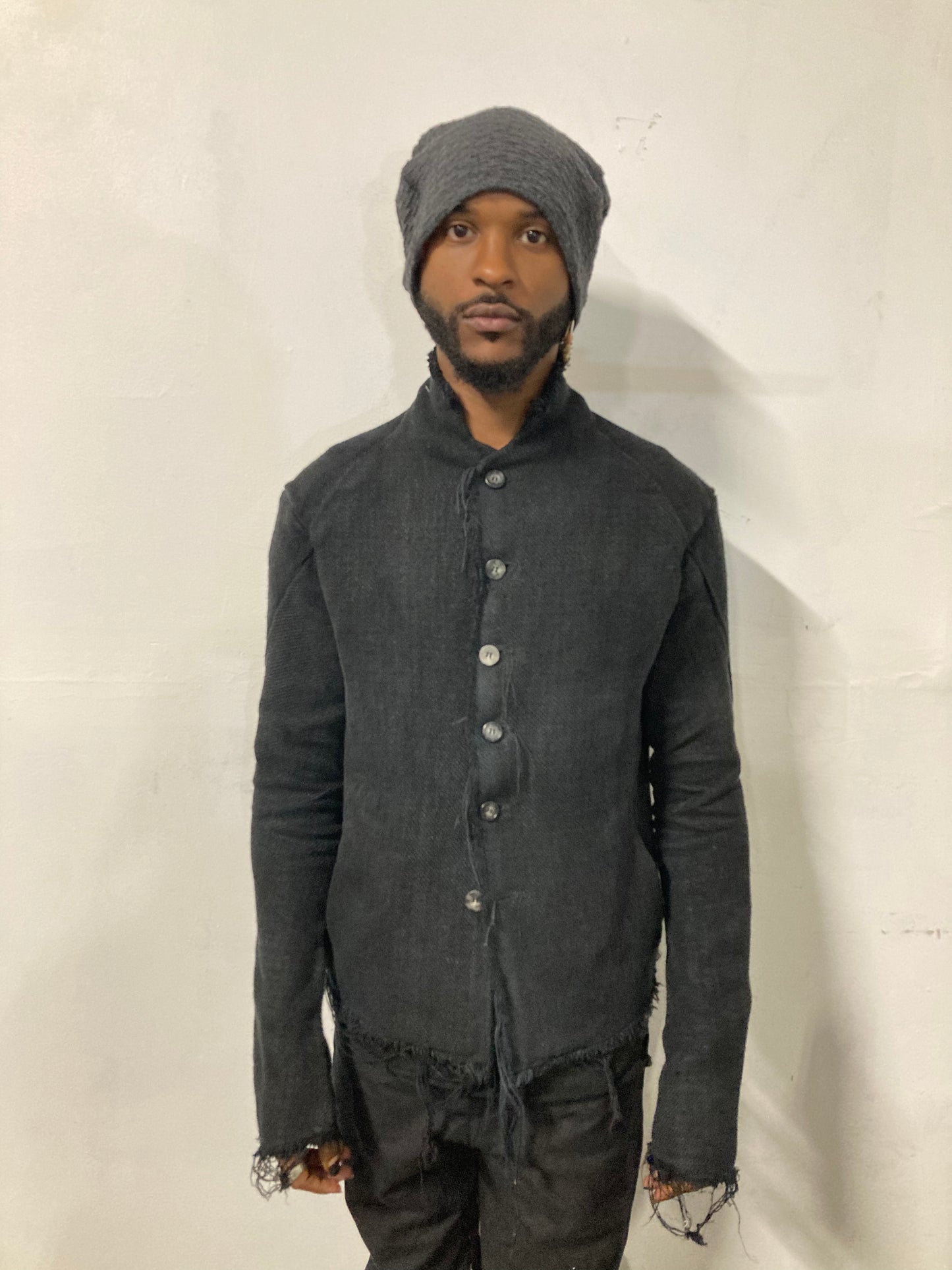 KNG13 || TRIANGULAR PANEL BEANIE || DARK GREY HEAVY WOOL