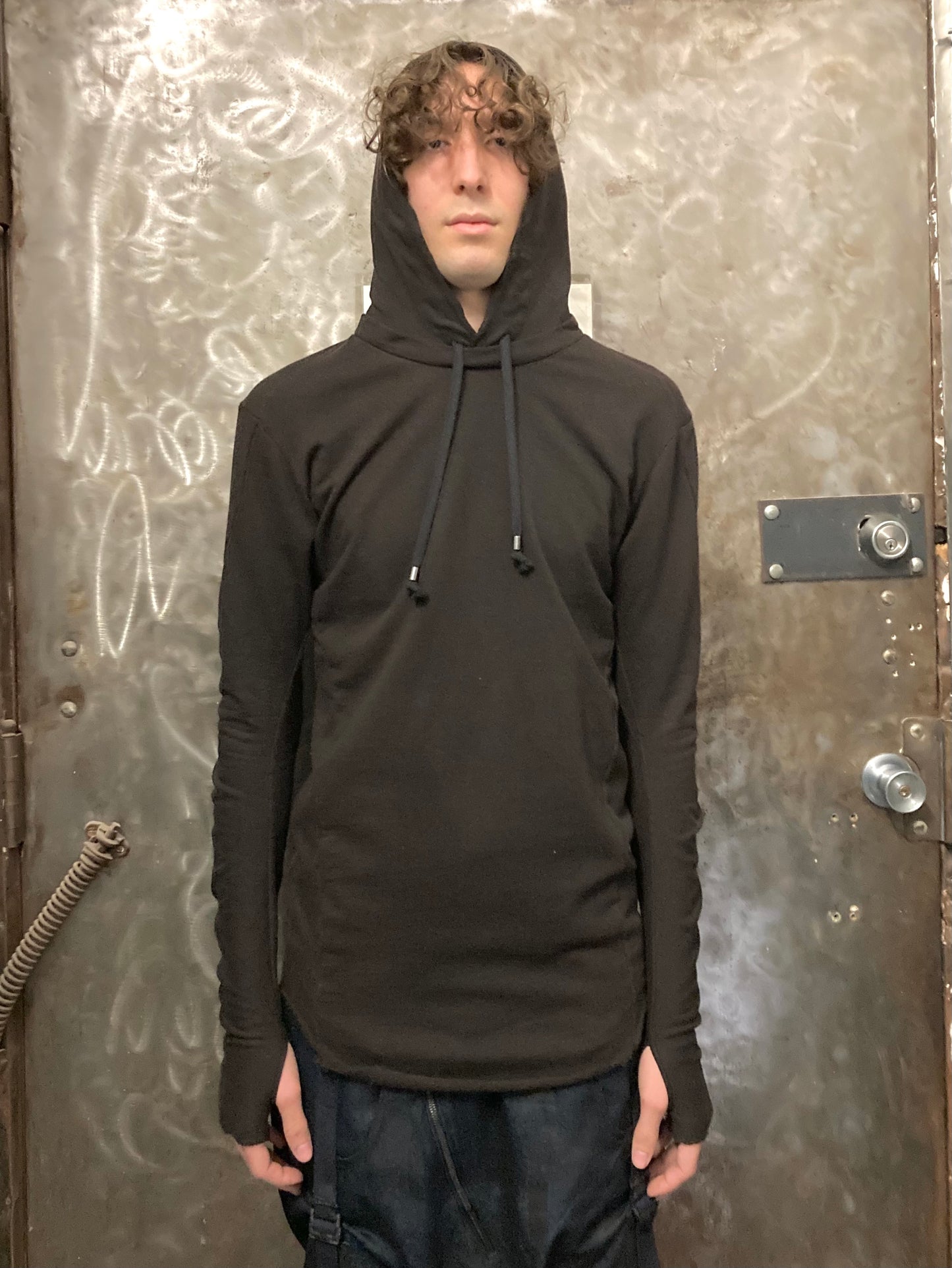 22.1 DNA SLEEVE HOODIE - BROWN