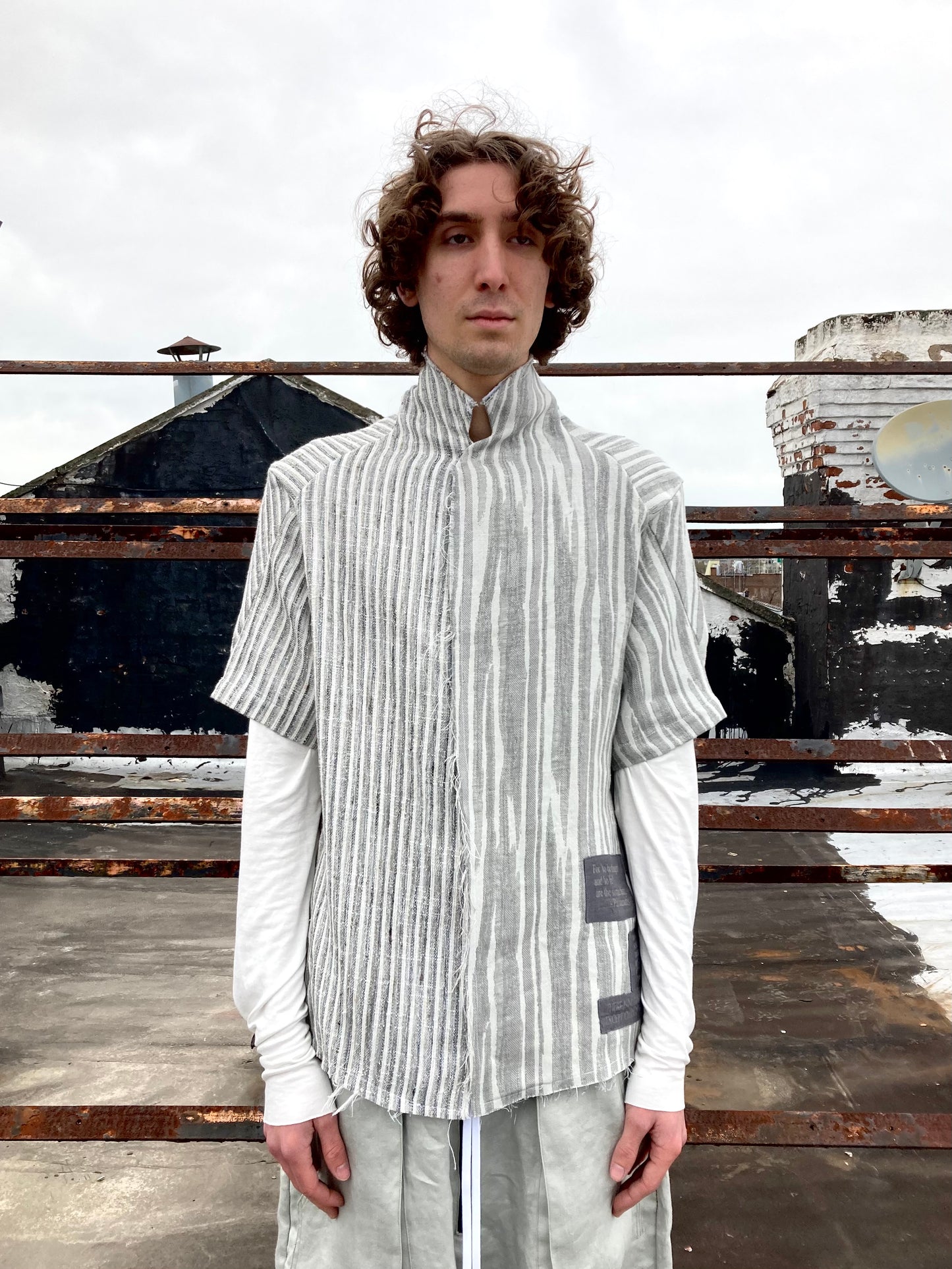 22.1 SHORT SLEEVE PROTOLOGICAL PHILOSOPHER SHIRT || GREY STRIPE ||