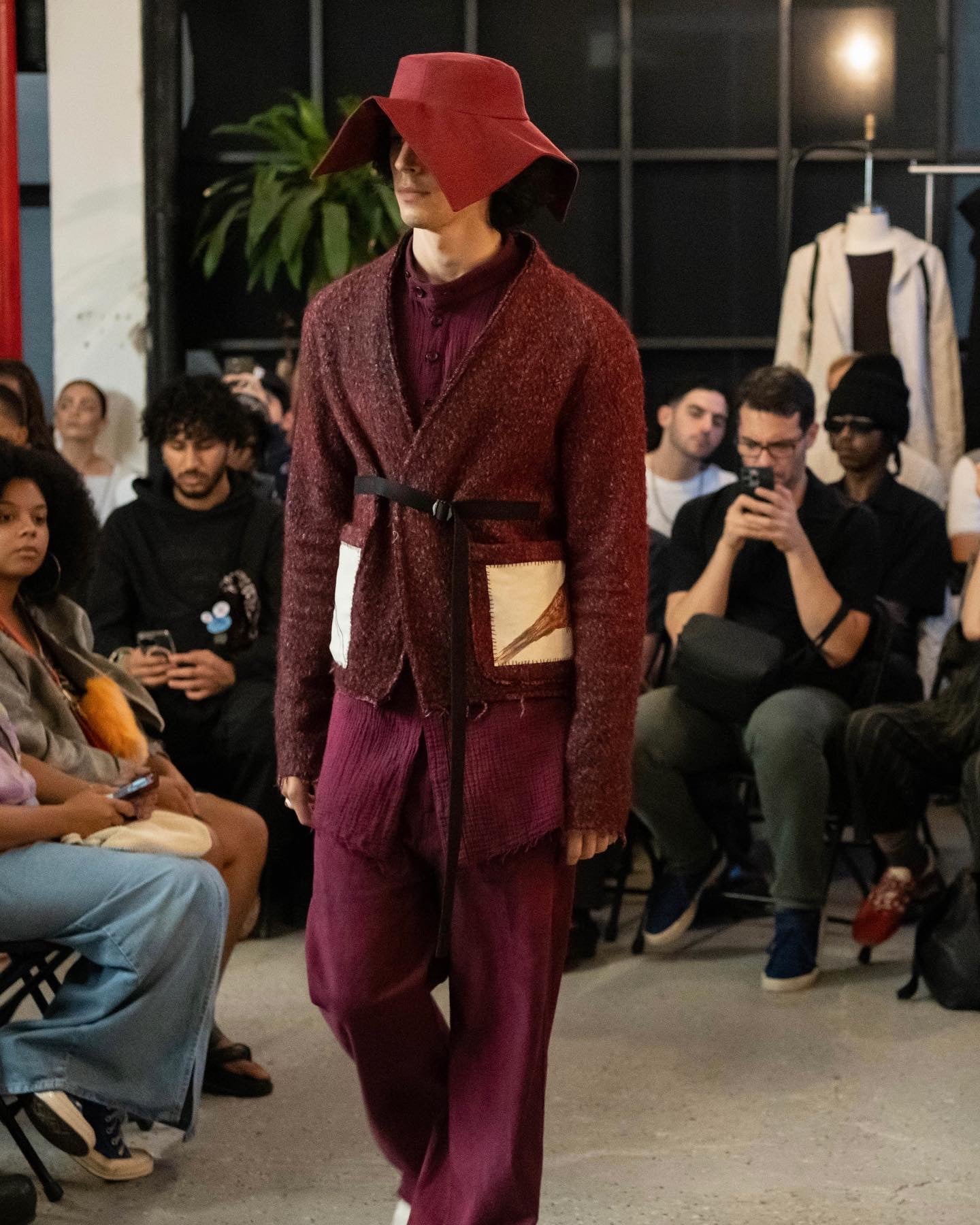 KNG13 || BIRD HUNTING BOILED WOOL SHORT CARDIGAN || MAROON