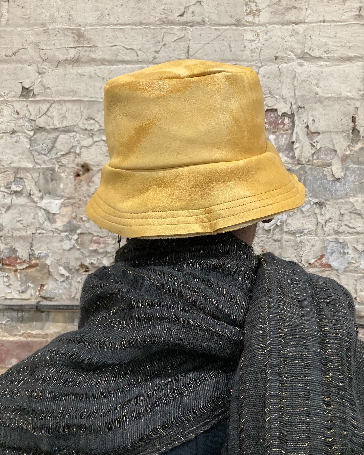21.2 - LEATHER + LINEN REVERSIBLE BUCKET HAT - YARDMAN YELLOW