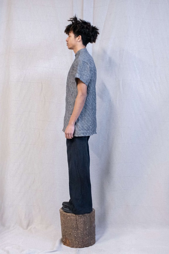 SS23|| FAULTED SHOULDER SHORT SLEEVE SHIRT - LINEN BROCADE GREY