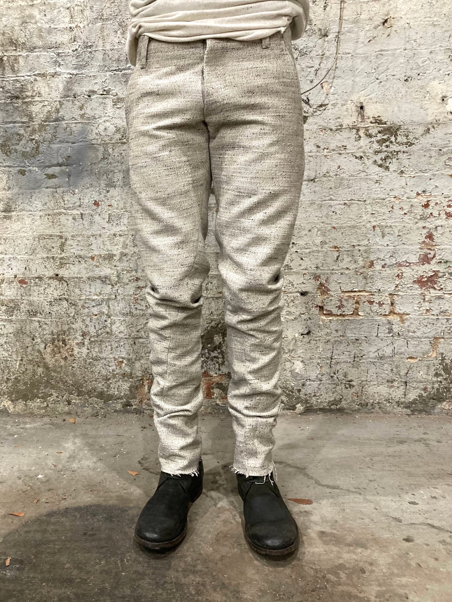 22.1 MINIMALIST SLIM PANTS || SPECKLED GREY || HEAVY LINEN BLEND