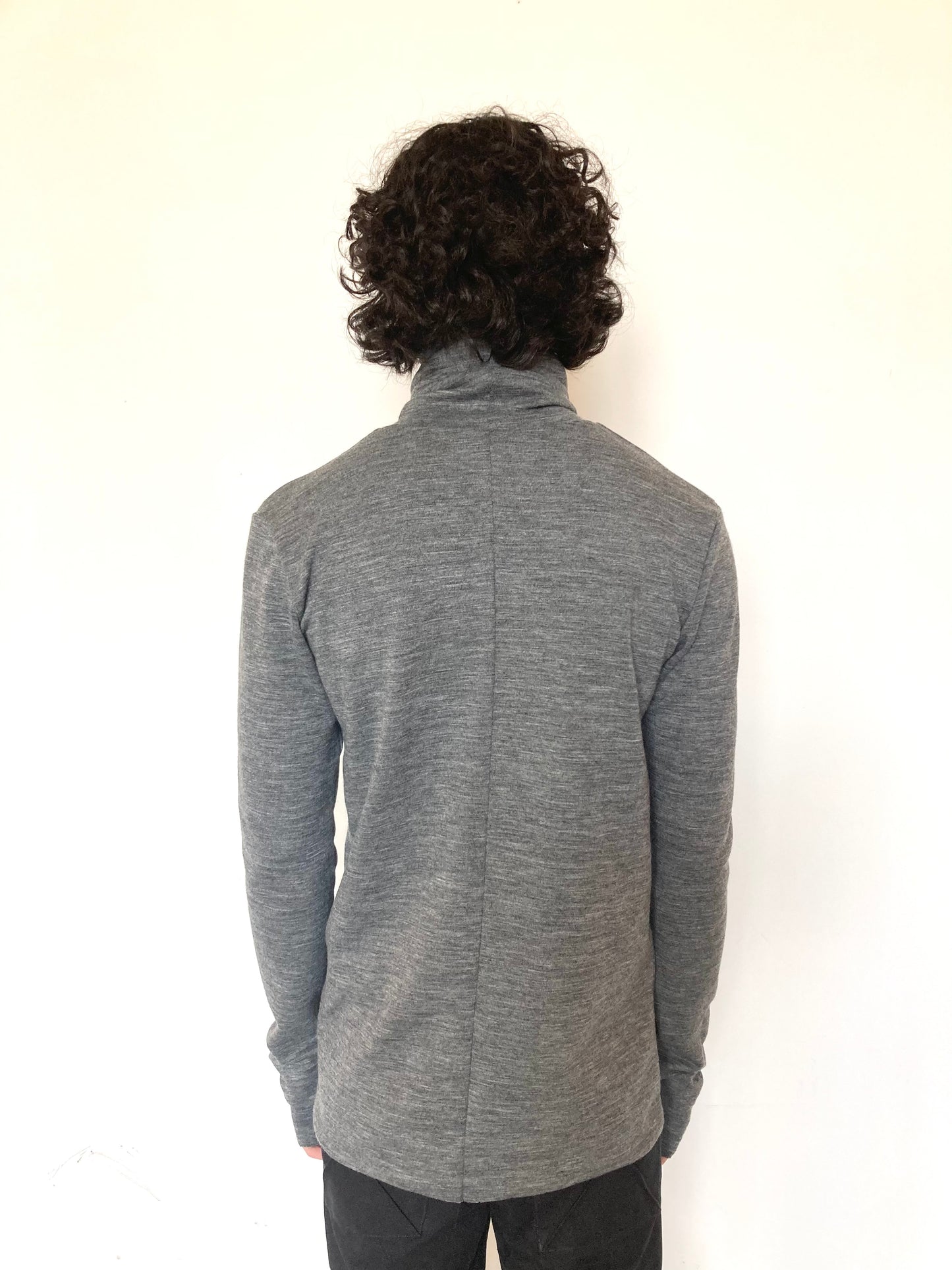 KNG13 || HIGH NECK KINGSTON 13 SILK + WOOL SWEATER || GREY