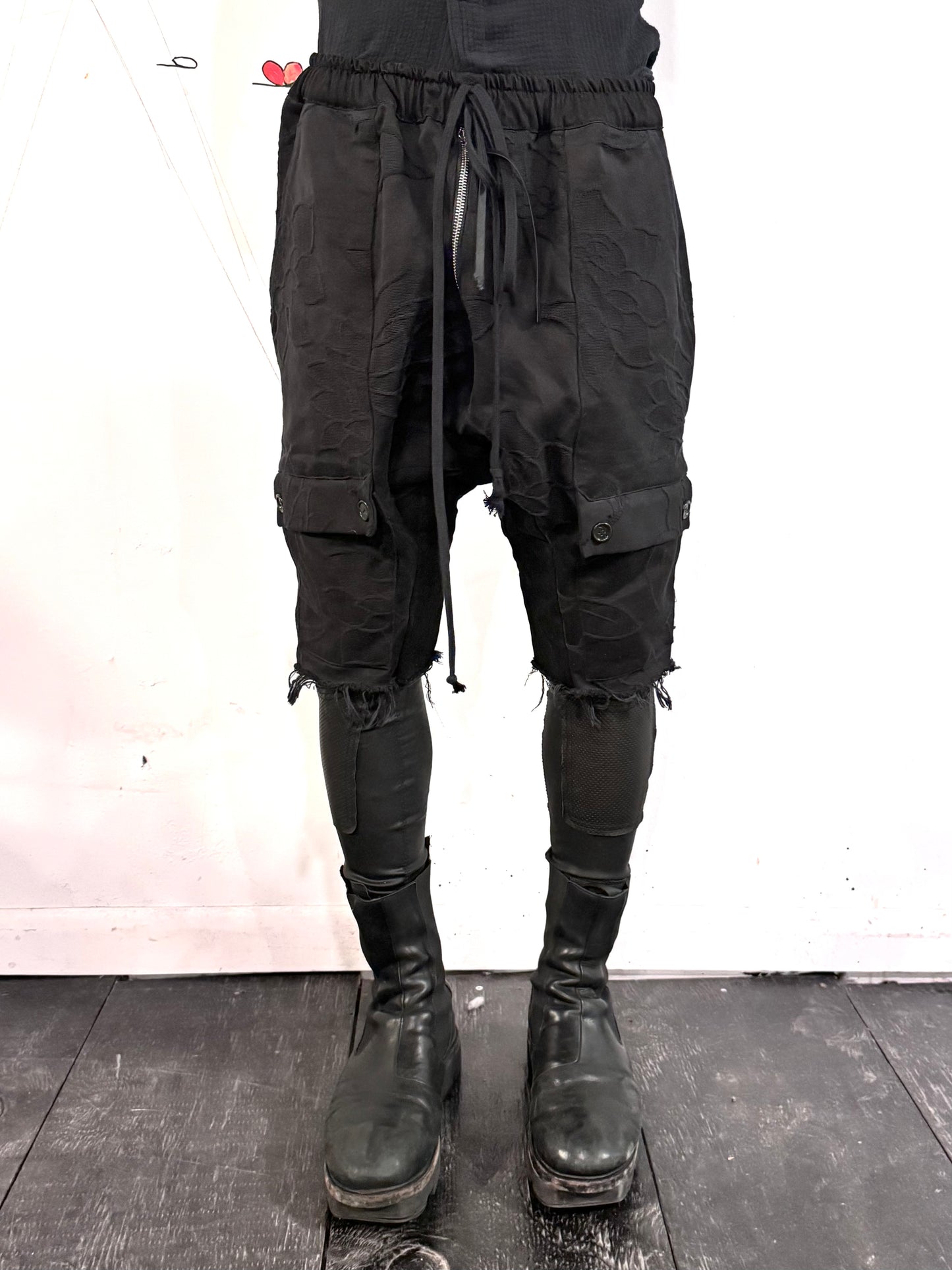 SS26 || SIX POCKET INSERT FLY SHORTS|| BLACK || SILK COTTON