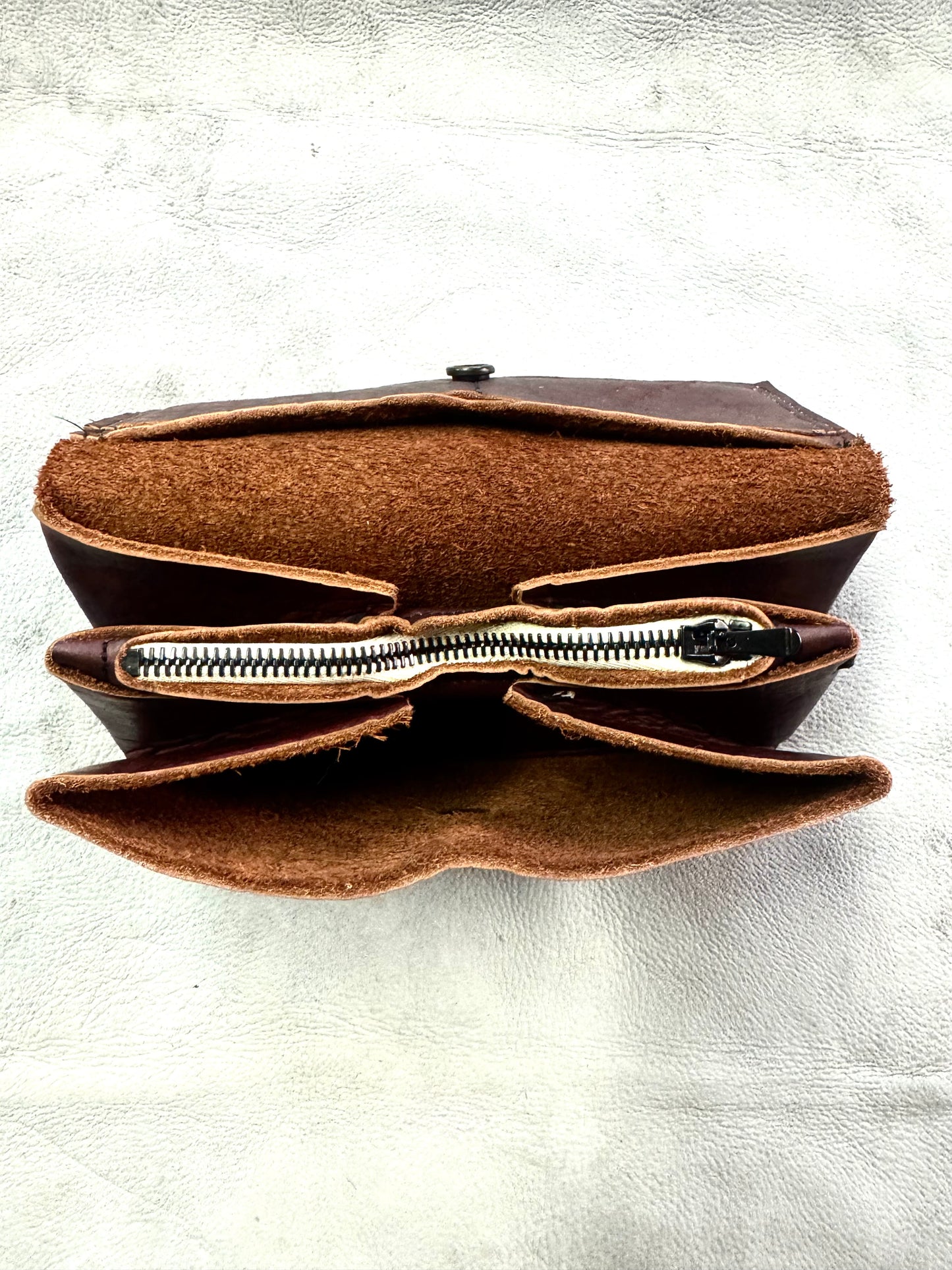 ZB-A || WALLET/B\ - OXBLOOD || BISON LEATHER