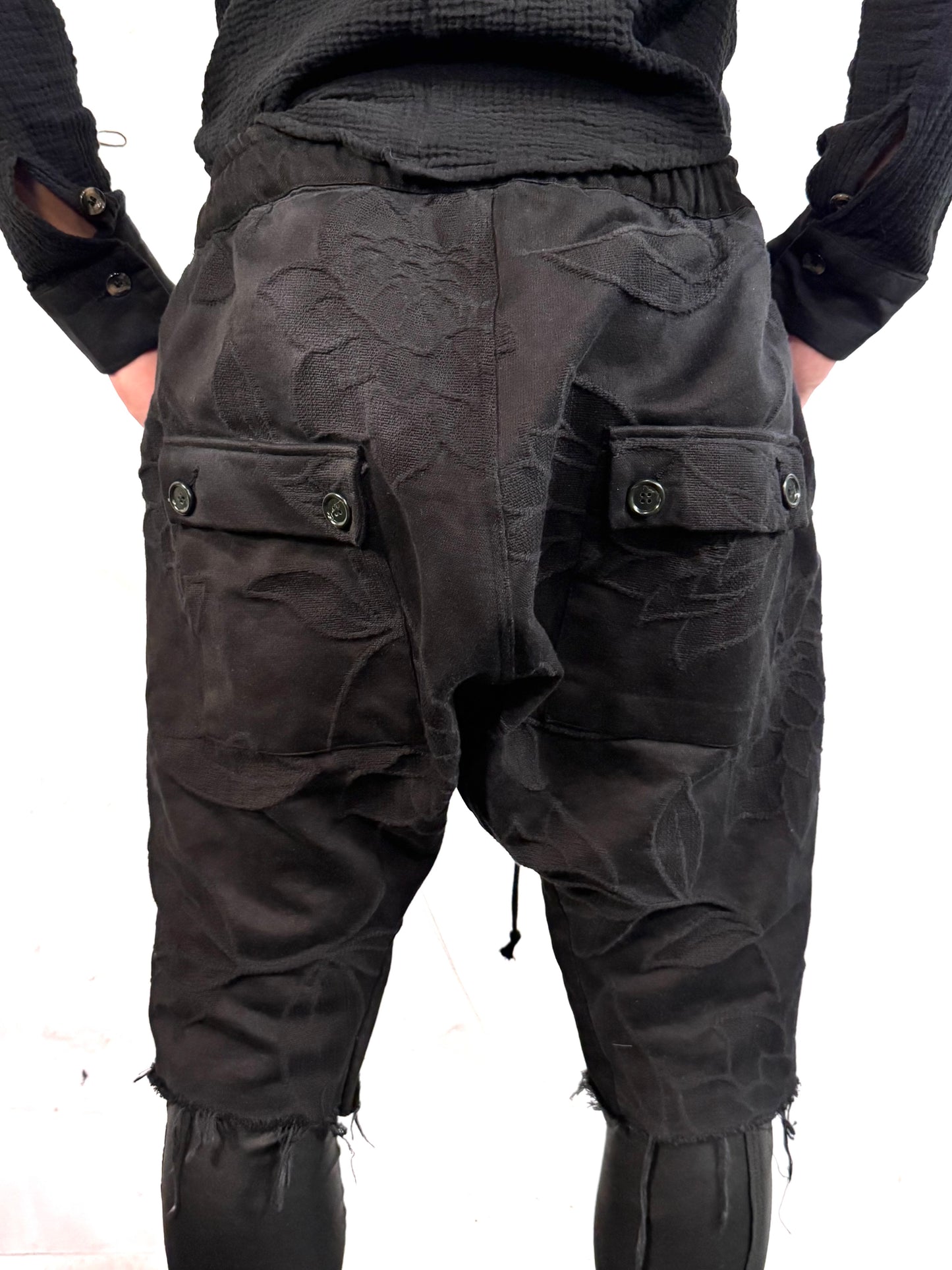 SS26 || SIX POCKET INSERT FLY SHORTS|| BLACK || SILK COTTON