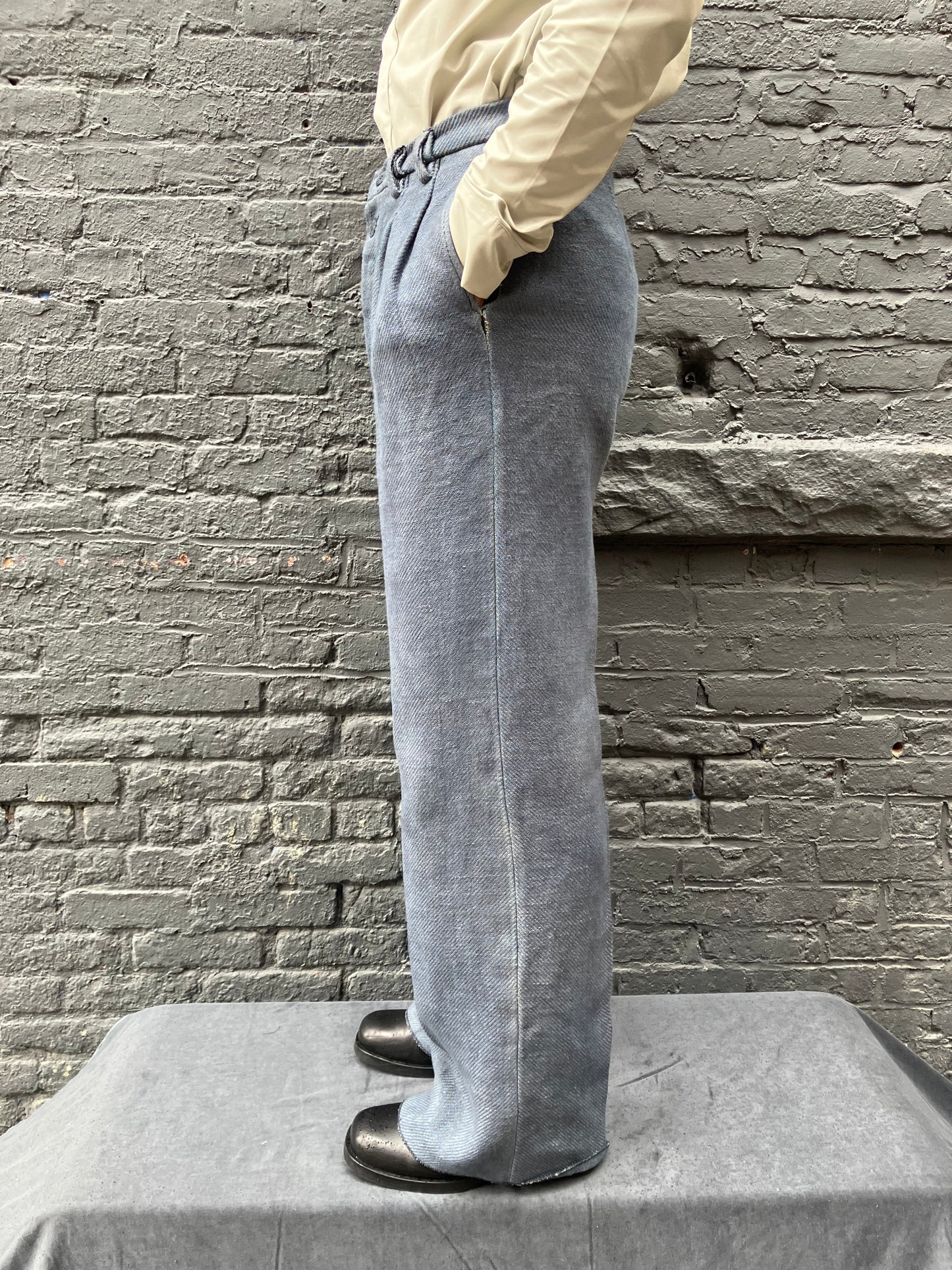 FW23 || PLEATED GODDE JUTE PANTS || 100% JUTE - GREY