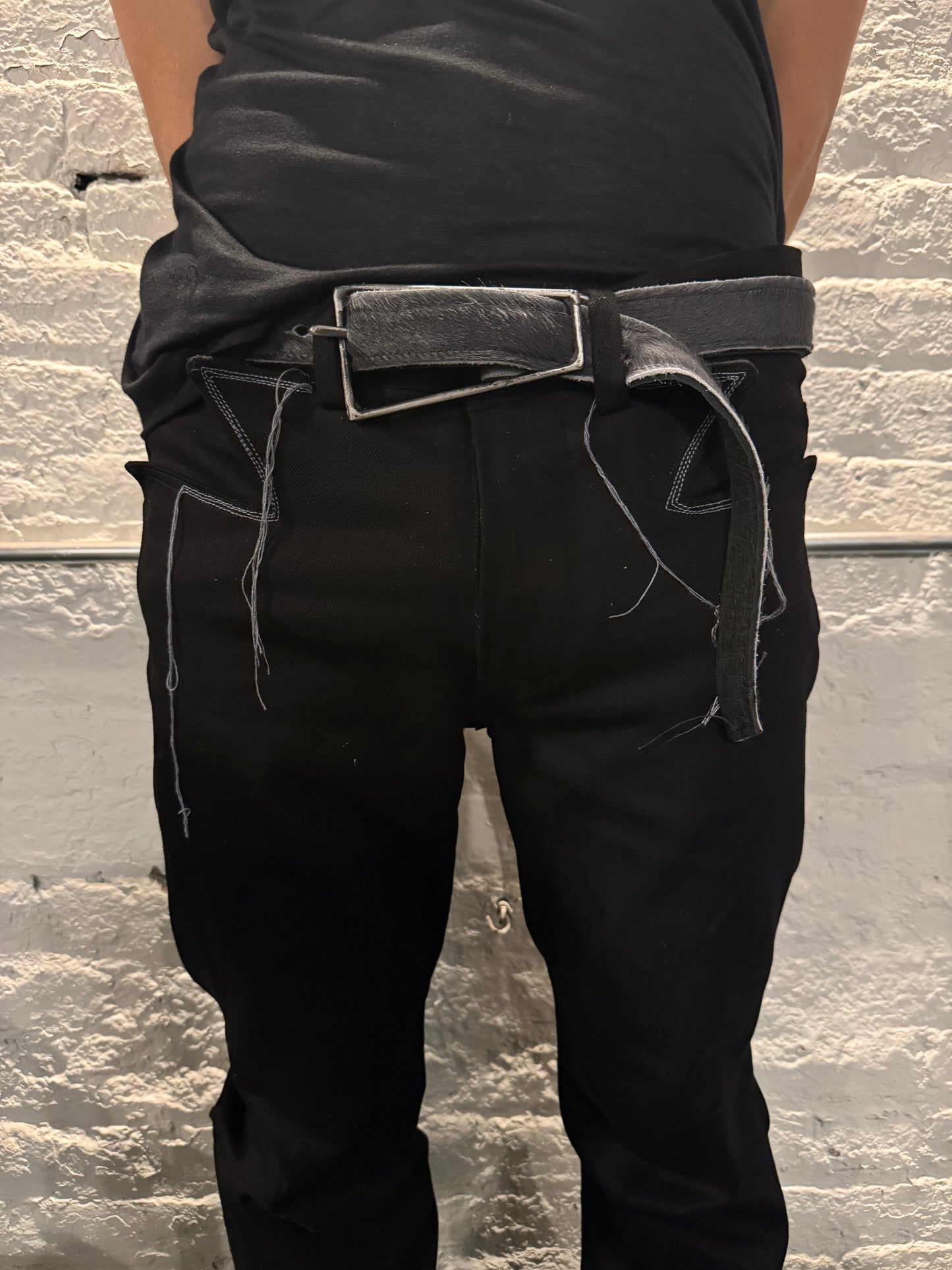 ZB- A|BLT|  || 1.25 INCH " PERSPECTIVE" BUCKLE BELT || GREY HAIR ON HIDE