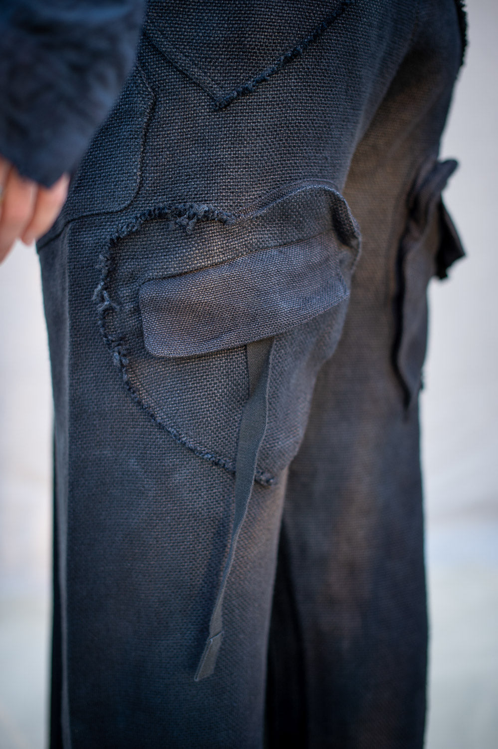 FW24 || HEARTENED CARGO BIG PANTS || BLACK