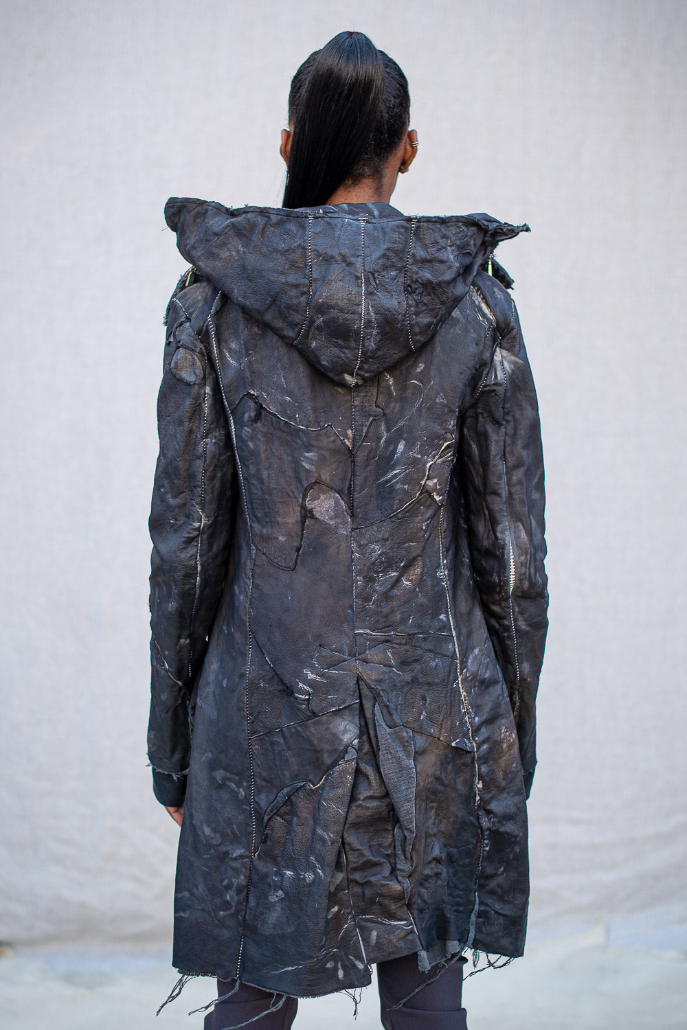 FW24 || ZIP-OFF HOOD UNLINED LEATHER COAT || BLACK MOONSTAR