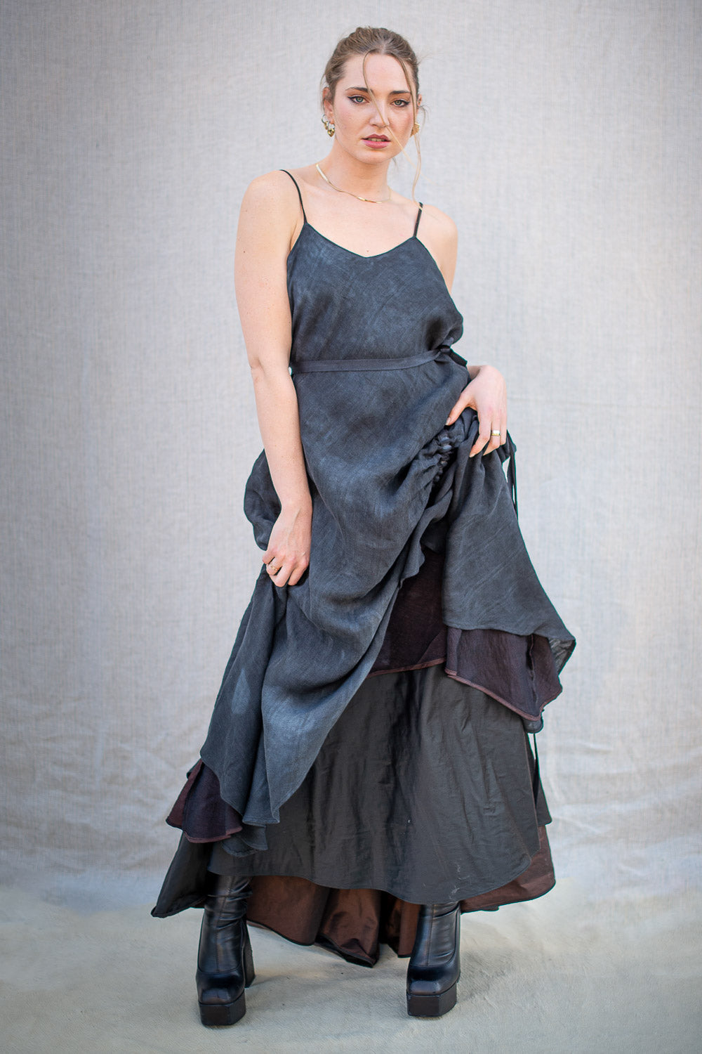 FW24 || STRING THEORY LINEN RAYON DRESS || WASHED BLACK