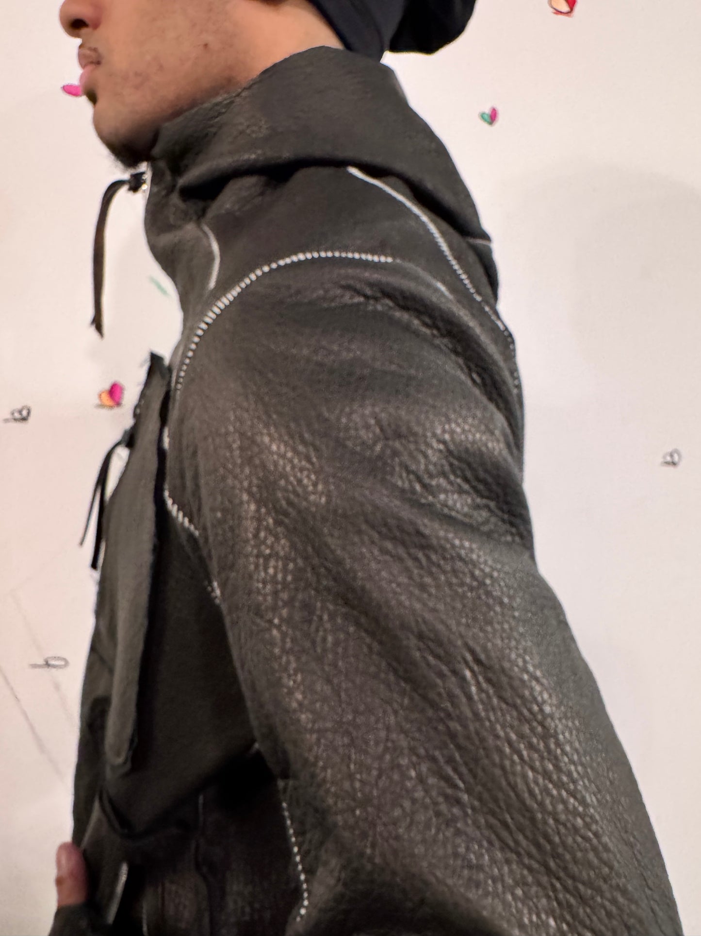 SS26 || HENRIKSSON  3 POCKET || BLACK- BISON