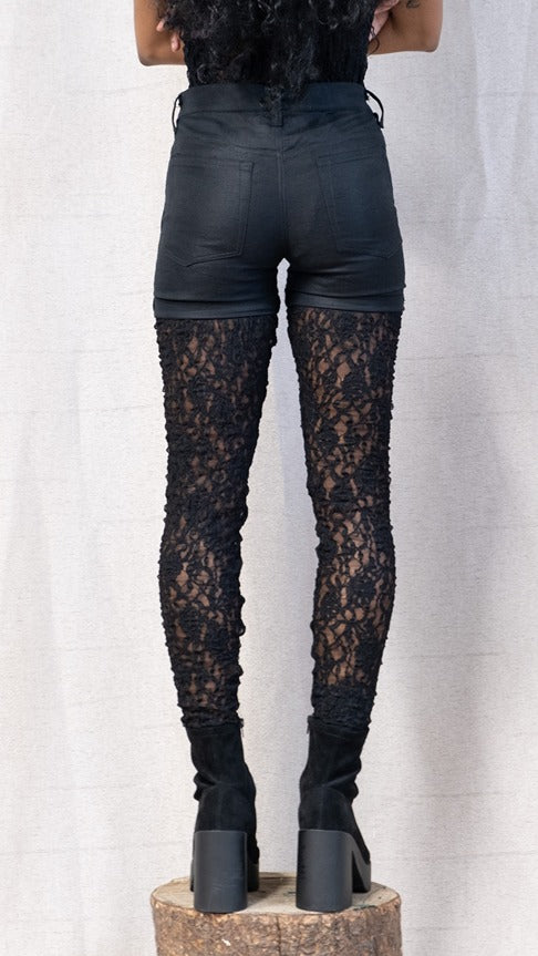 SS23 FEMME || STRETCHED LACE LEGGINGS