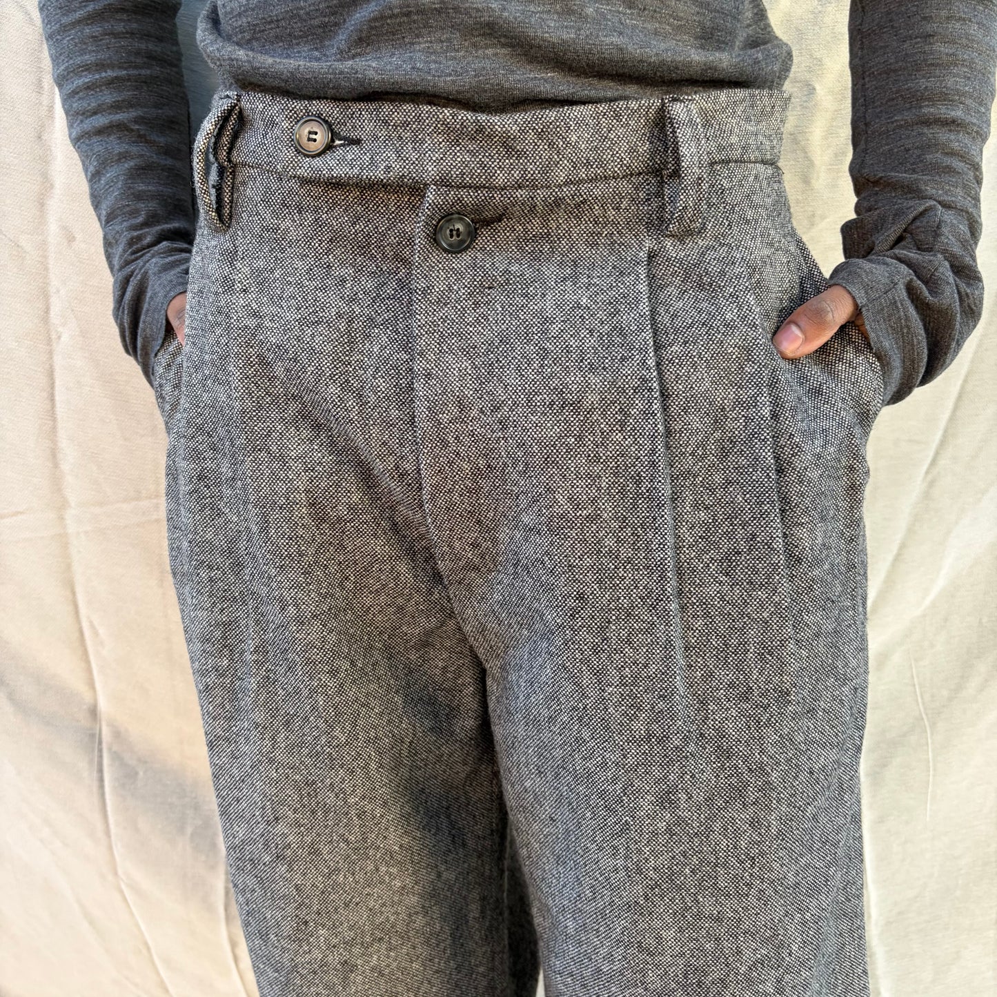 FW25 || TAILORED CROPPED PANTHEON PANTS|| 100% WOOL - SPECKLED GREY