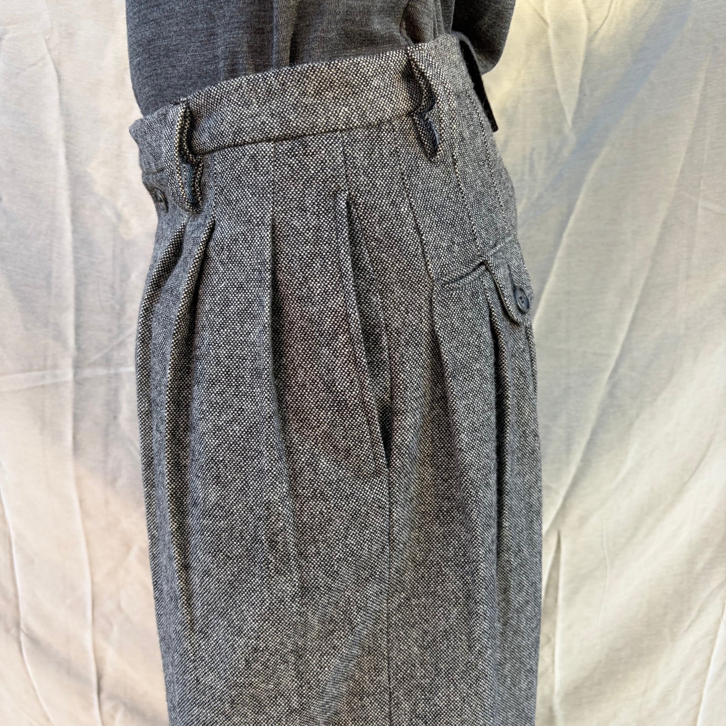 FW25 || TAILORED CROPPED PANTHEON PANTS|| 100% WOOL - SPECKLED GREY