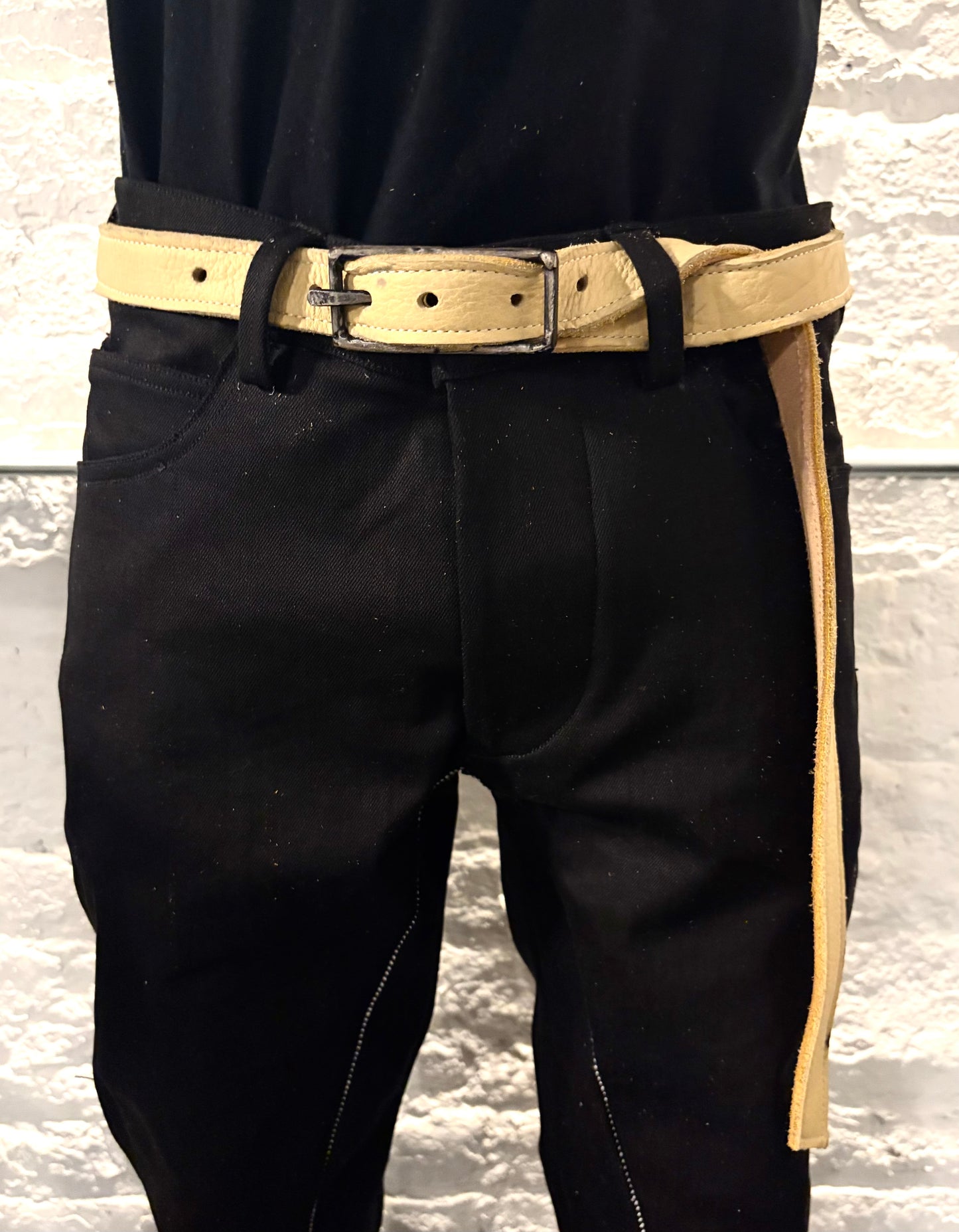 FW25 || KGN 13 1" BELT || ECRU - BISON