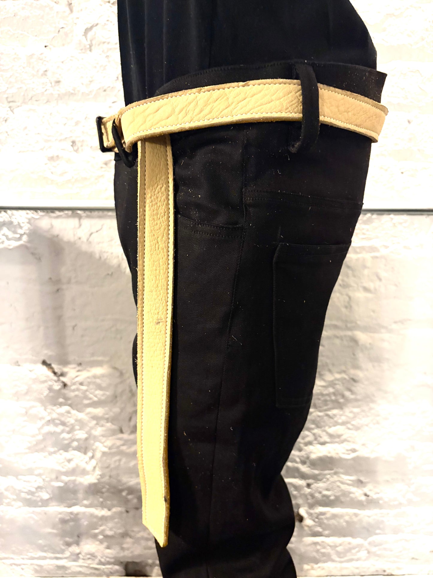 FW25 || KGN 13 1" BELT || ECRU - BISON