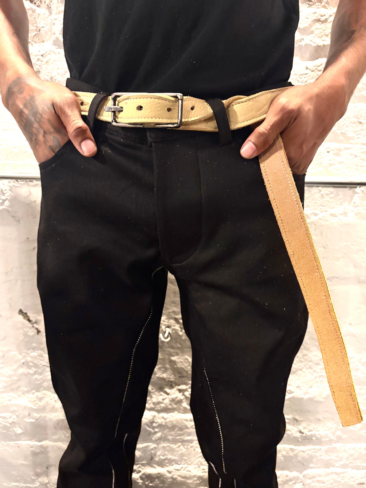 FW25 || KGN 13 1" BELT || ECRU - BISON