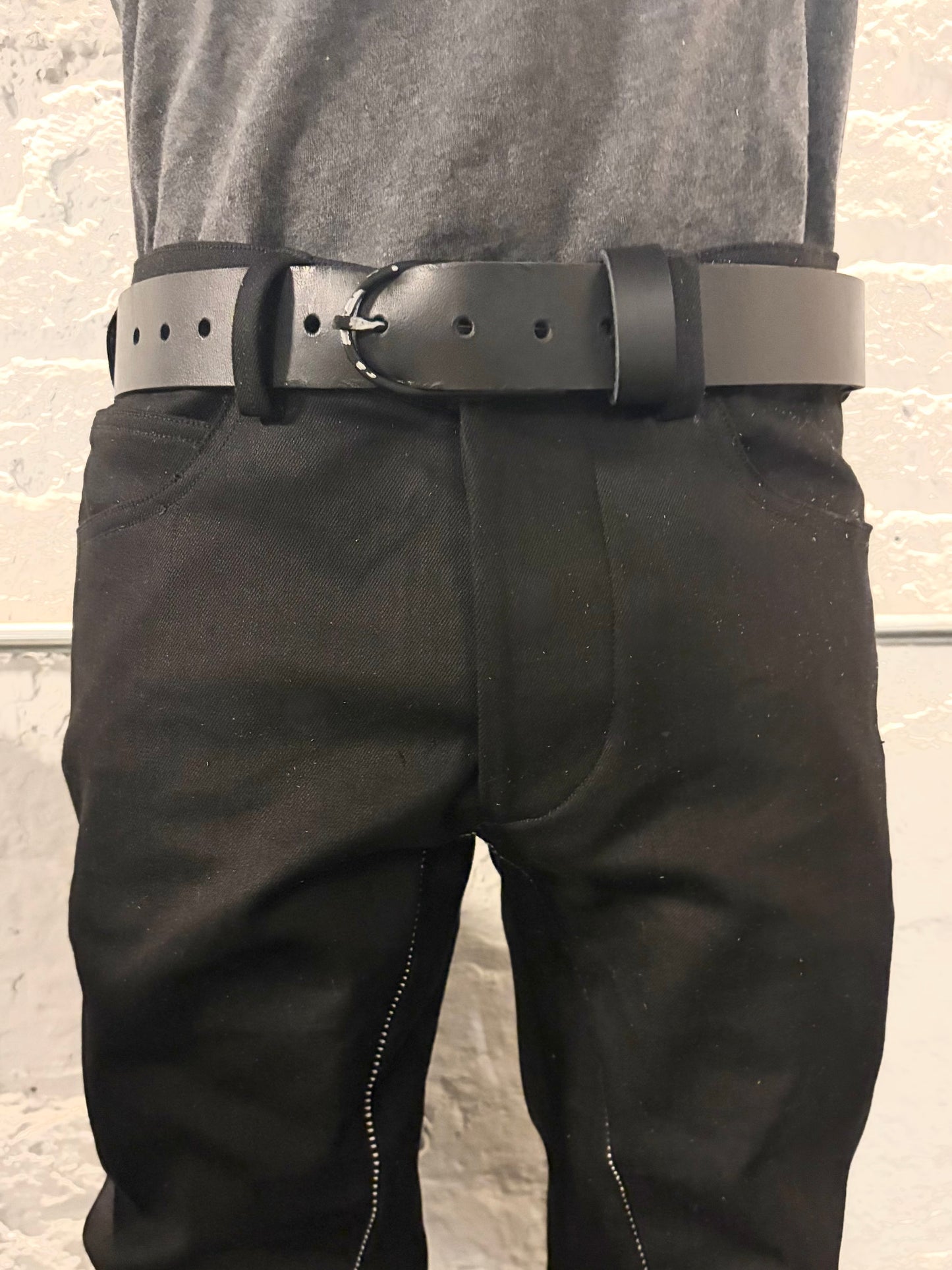 FW25 || CLIFTON 1.5 " BELT || BLACK - BUFFALO