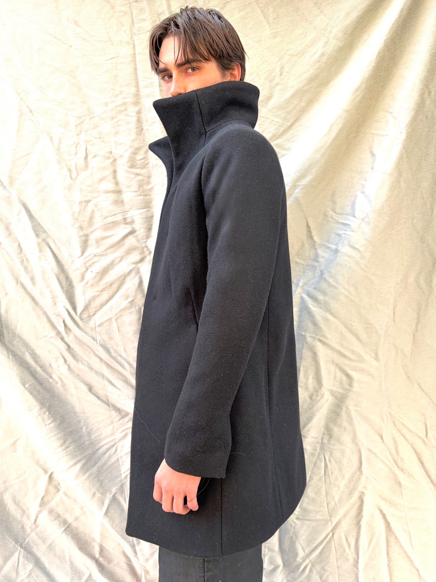 FW25 || RAZOR || 100% WOOL || BLACK