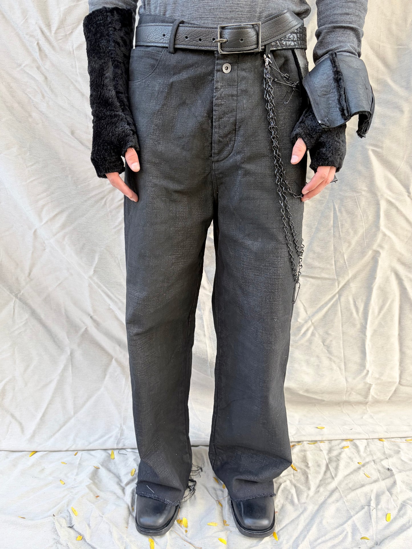 FW25 || PINNED + CHAINED GODDE JEANS || CHARCOAL COATED LINEN