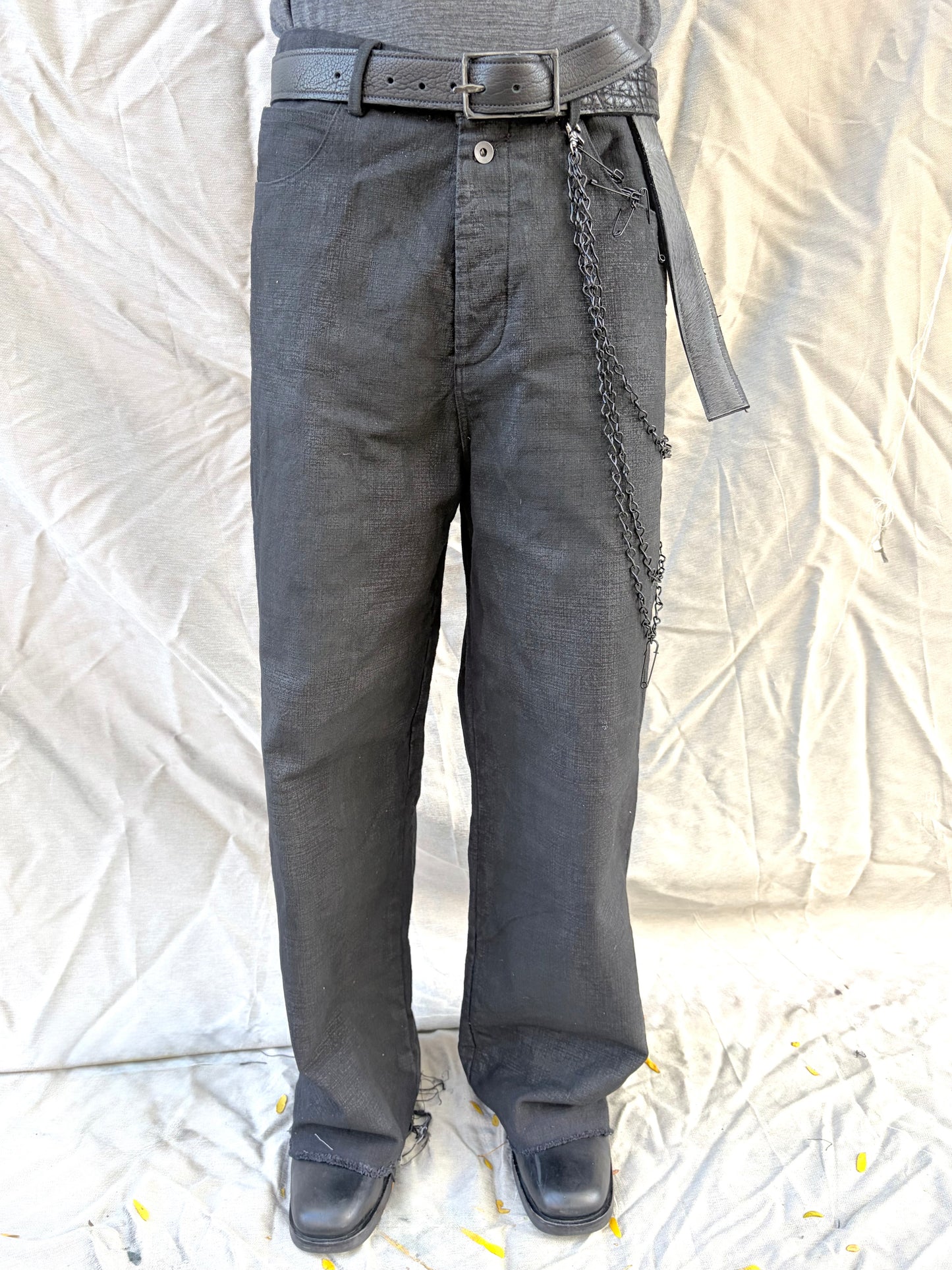 FW25 || PINNED + CHAINED GODDE JEANS || CHARCOAL COATED LINEN